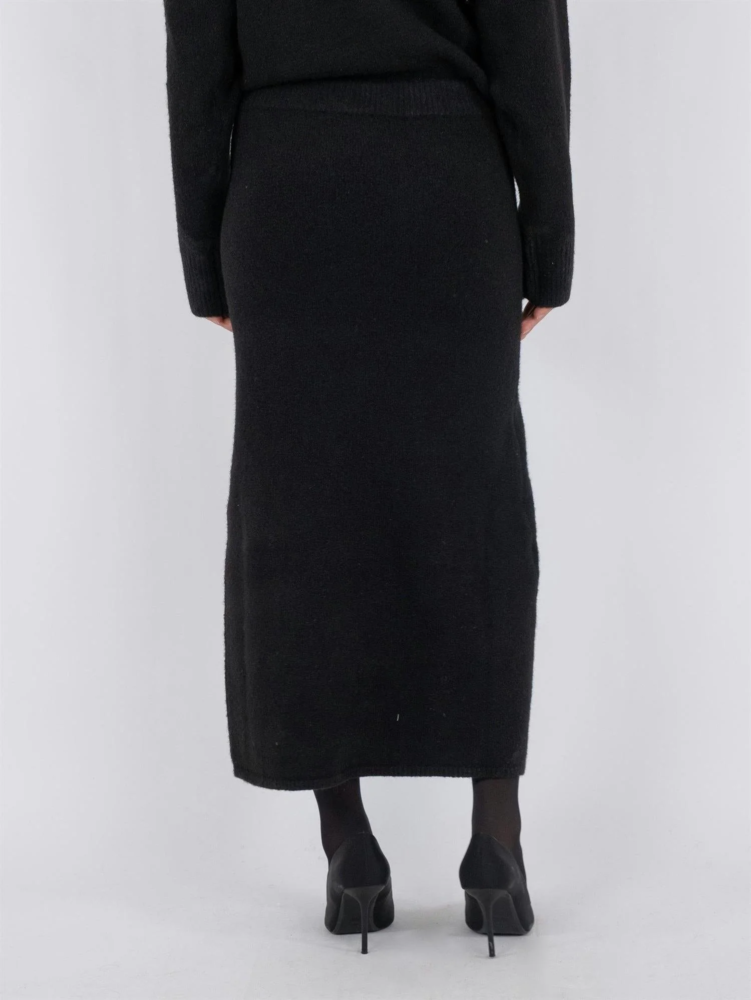 Ashanti Knit Skirt Black - Image 4