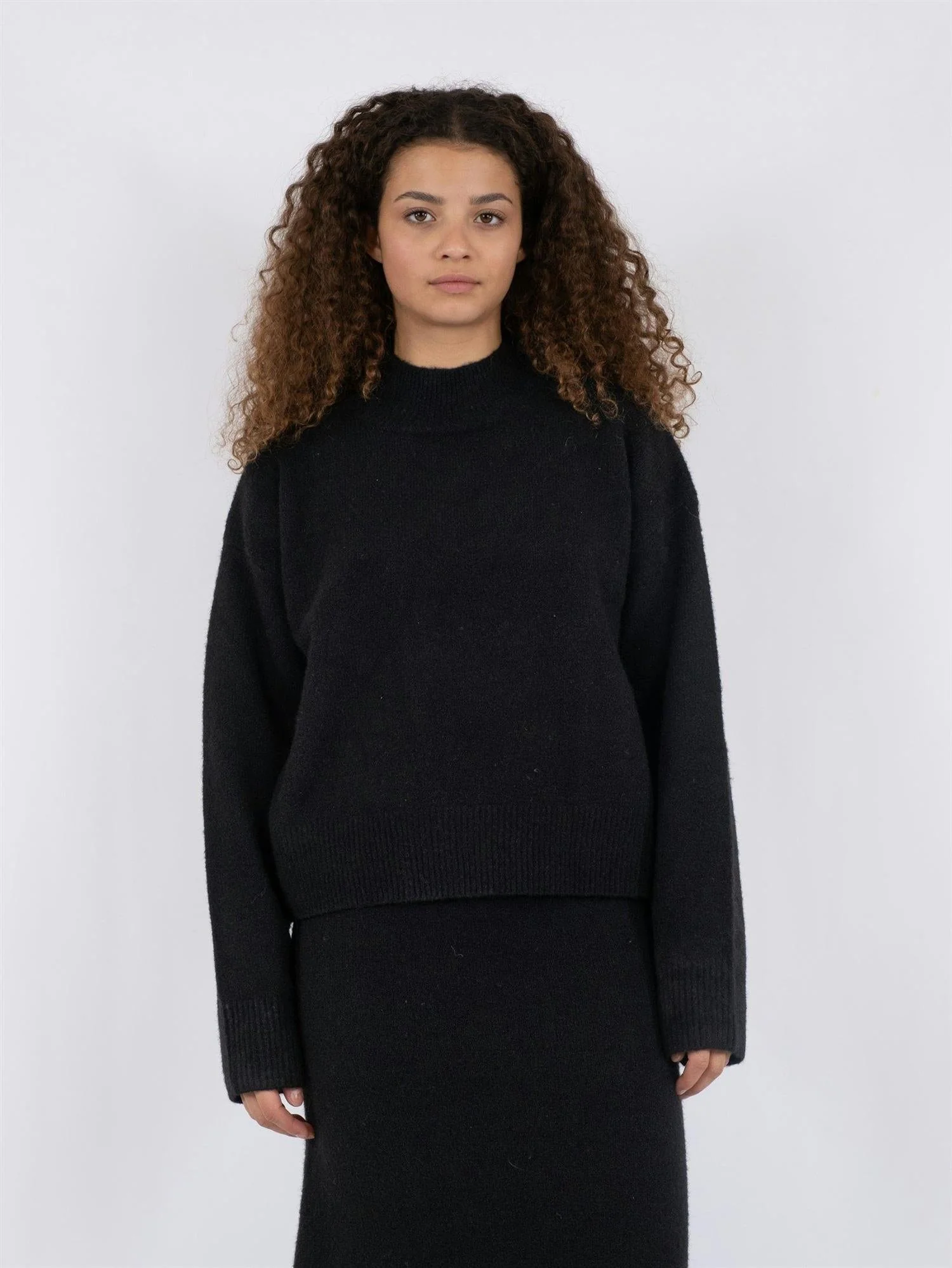 Paulina Knit Blouse Black - Image 8