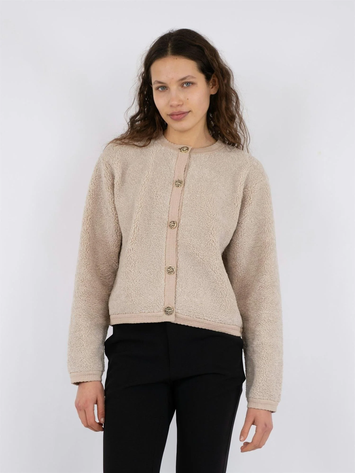 Limo Fluffy Knit Cardigan Sand - Image 7
