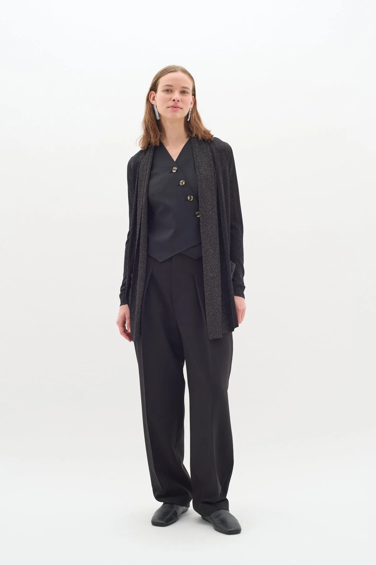 Thaniiw Cardigan Black - Image 2