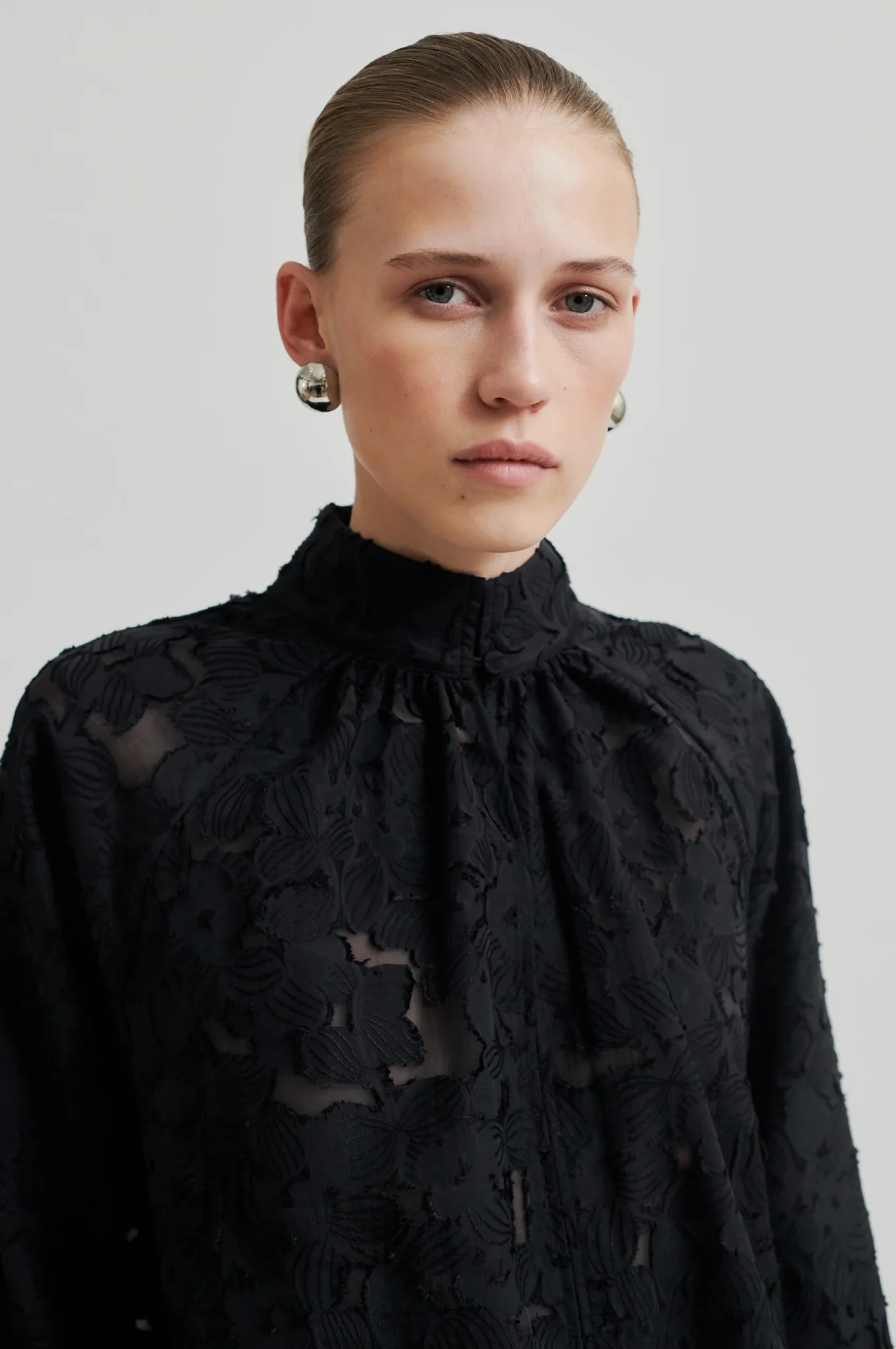 Stary Blouse Black - Image 4