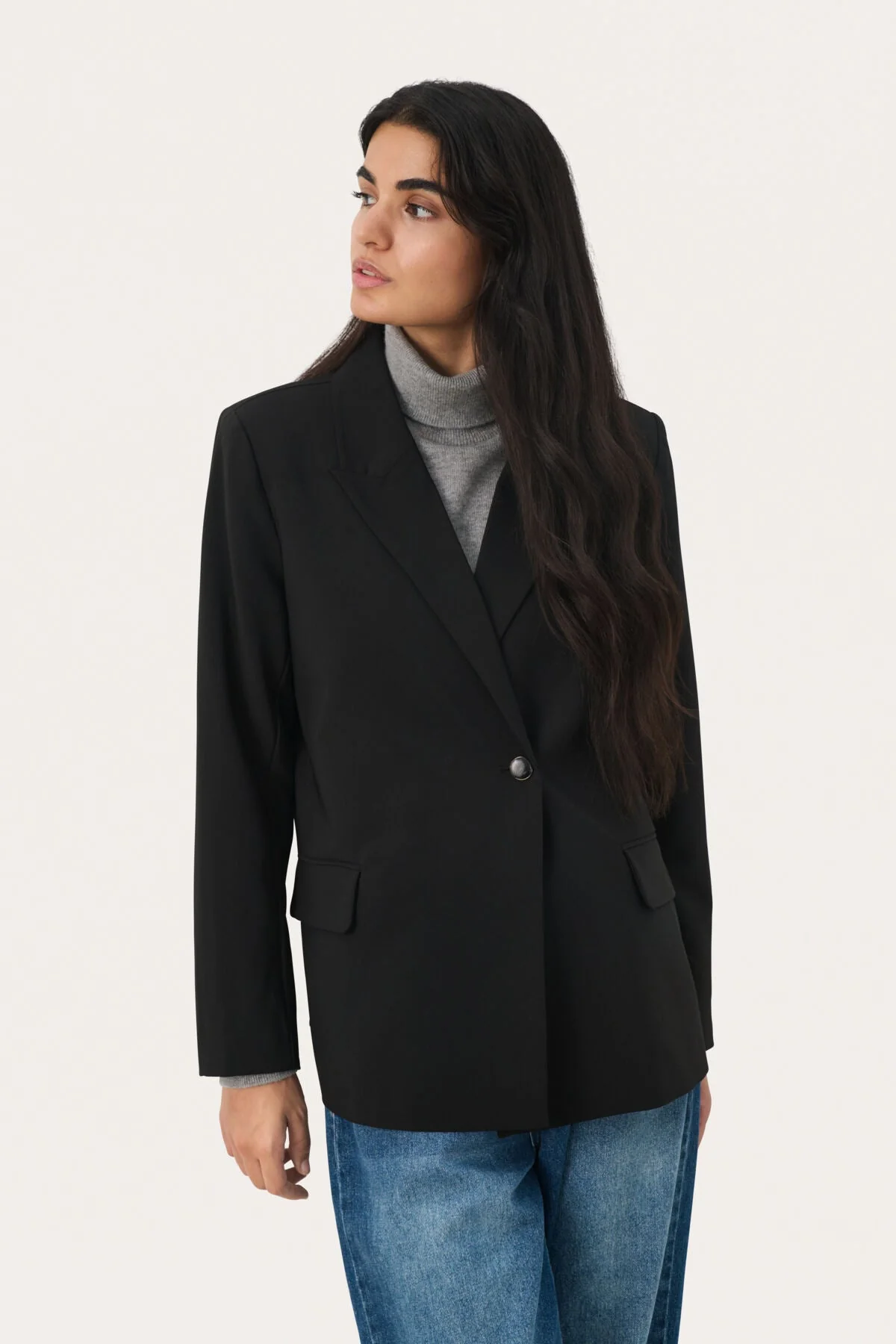 Malenapw Jacket Black - Image 4