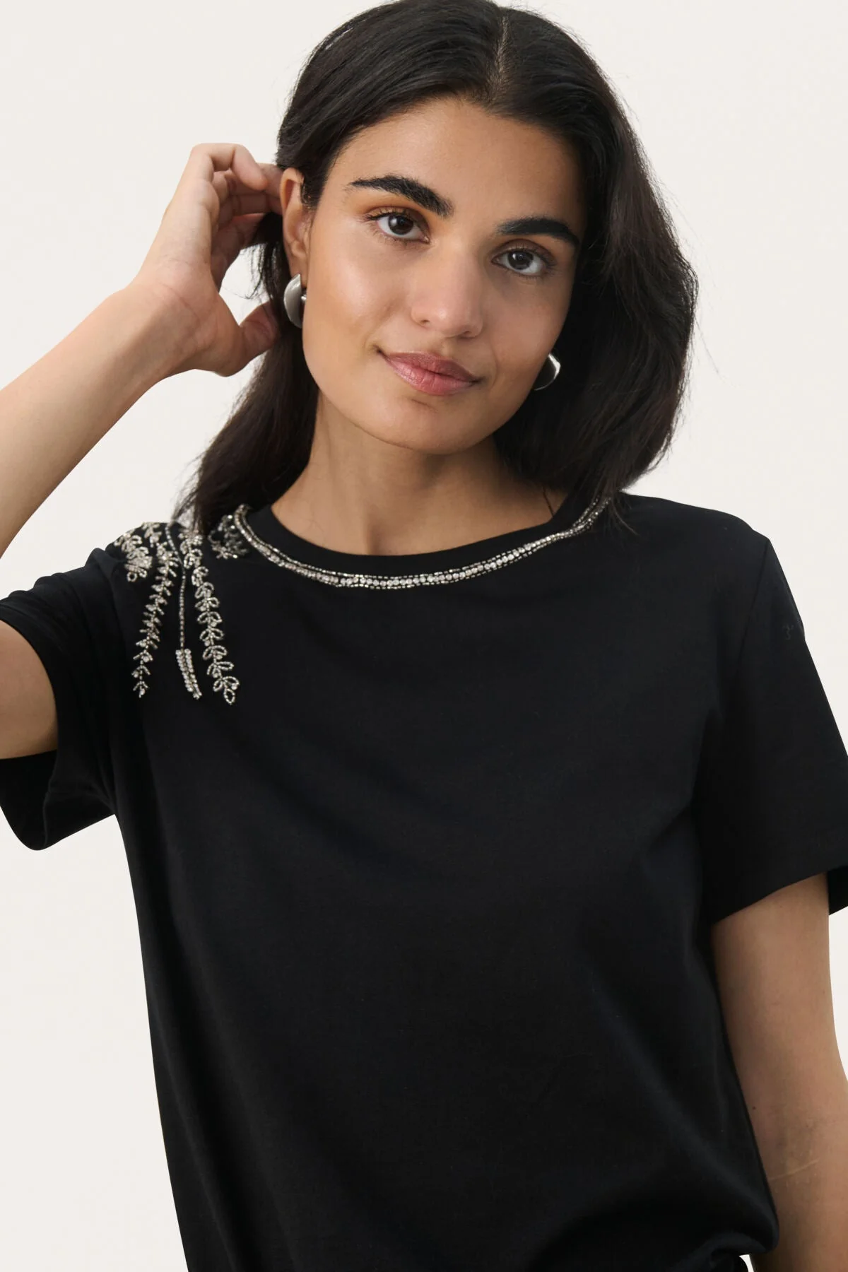 Maggipw T-Shirt Black Delicate Embroidery - Image 4