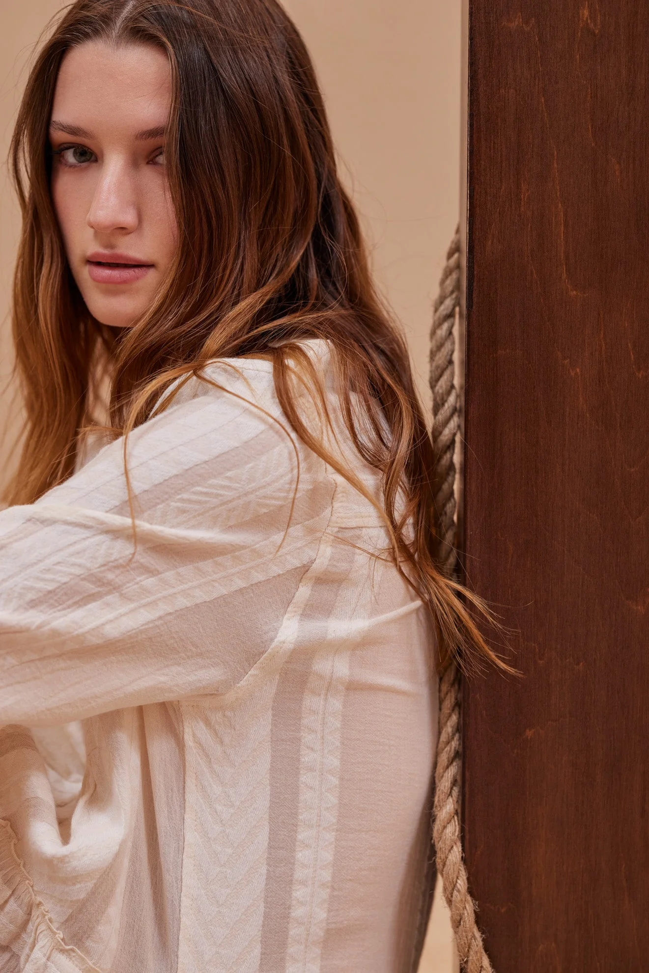 Ella Midi Dress Ecru/Offwhite - Image 4