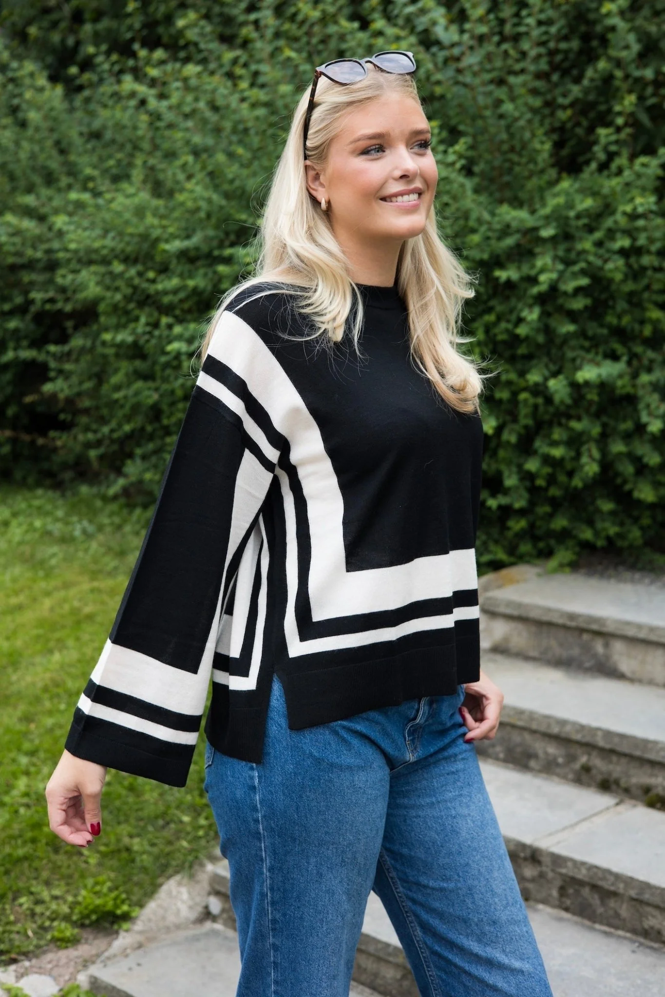 Brooklyn Pullover Black - Image 4