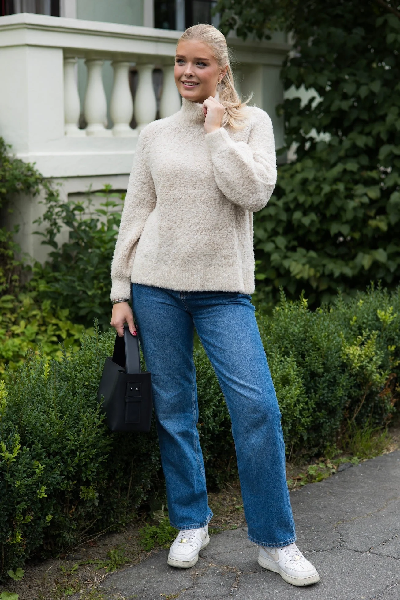 Elena Pullover Offwhite - Image 3