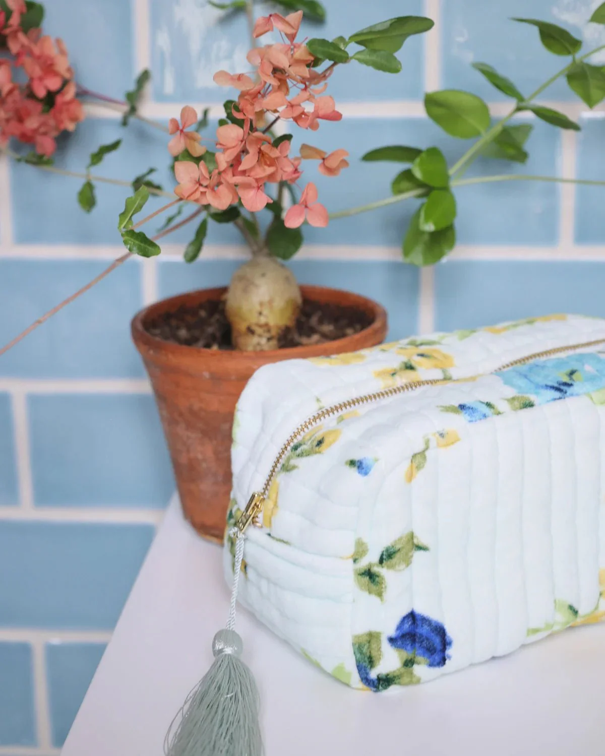 Cosmetic Bag Velvet Midsummer