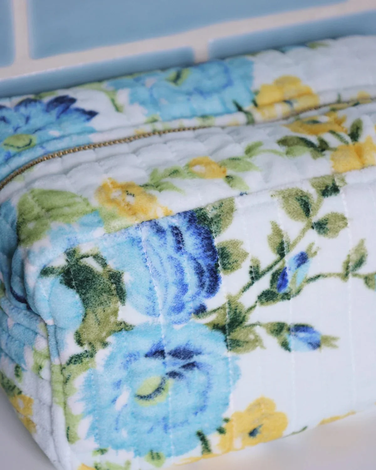 Cosmetic Bag Velvet Midsummer - Image 4