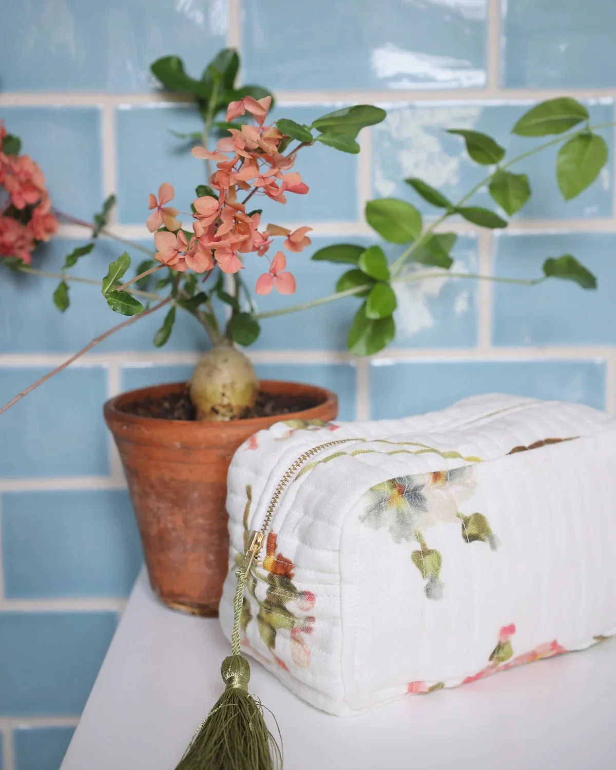 Cosmetic Bag Linen Botanical