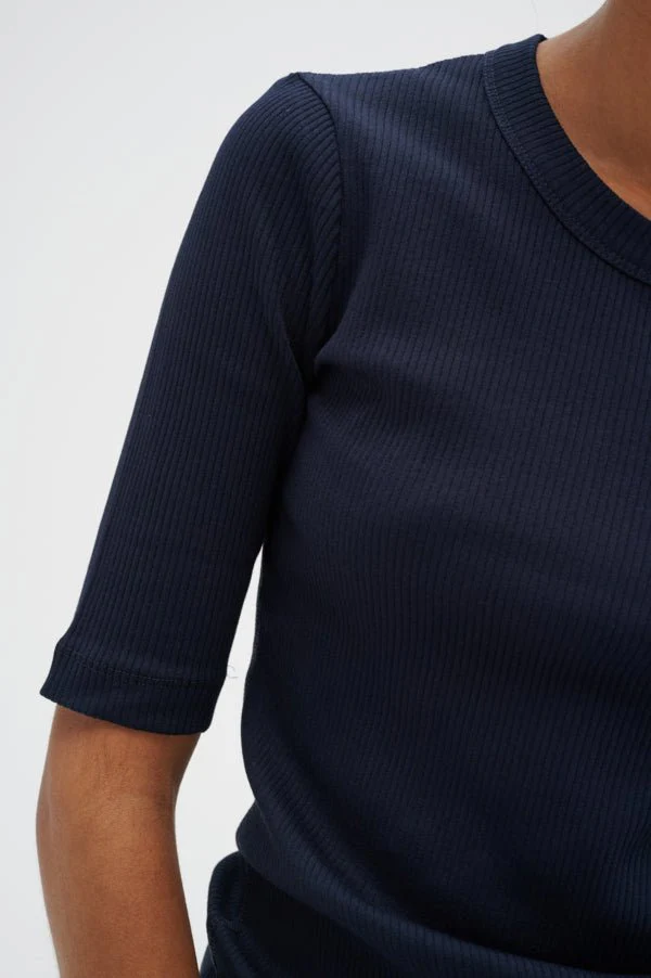 Dagnaiw T-Shirt Marine Blue - Image 4