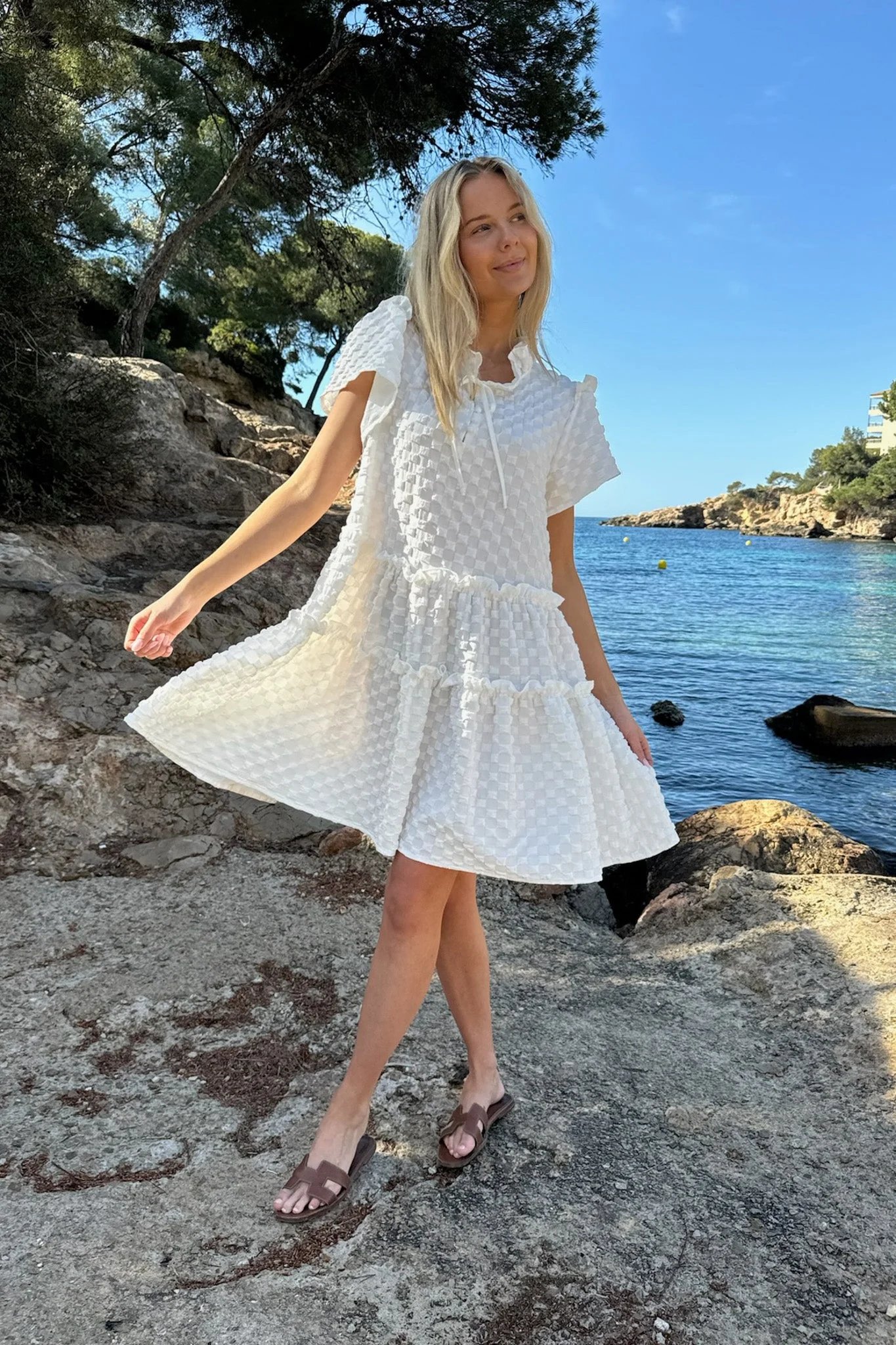 Fridaic Dress White Bubble - Image 4