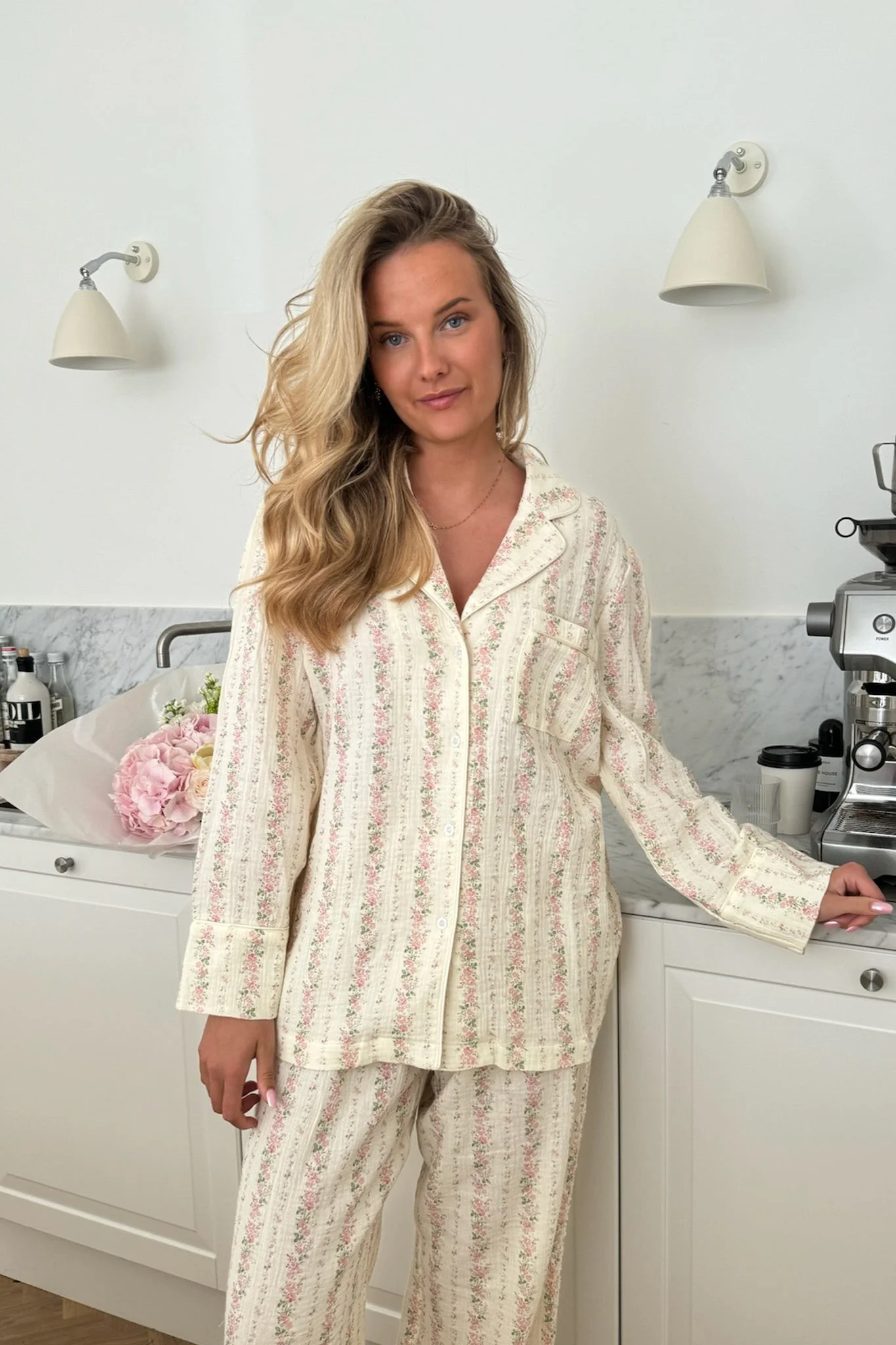 Najaic Shirt Light Pink Flower Print - Image 5