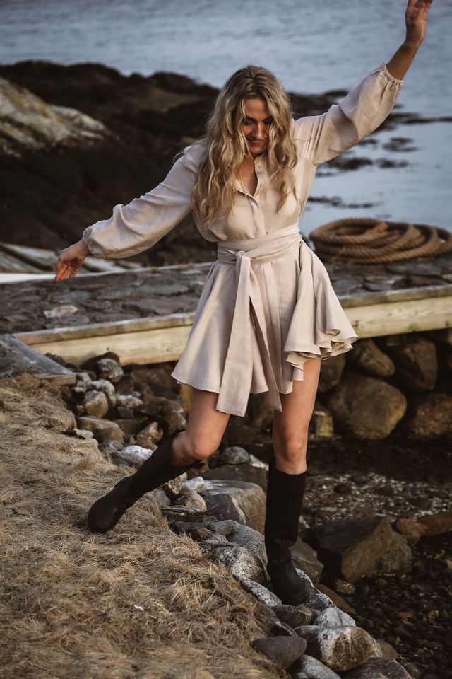 Bon Weekend Dress Beach Beige - Image 10