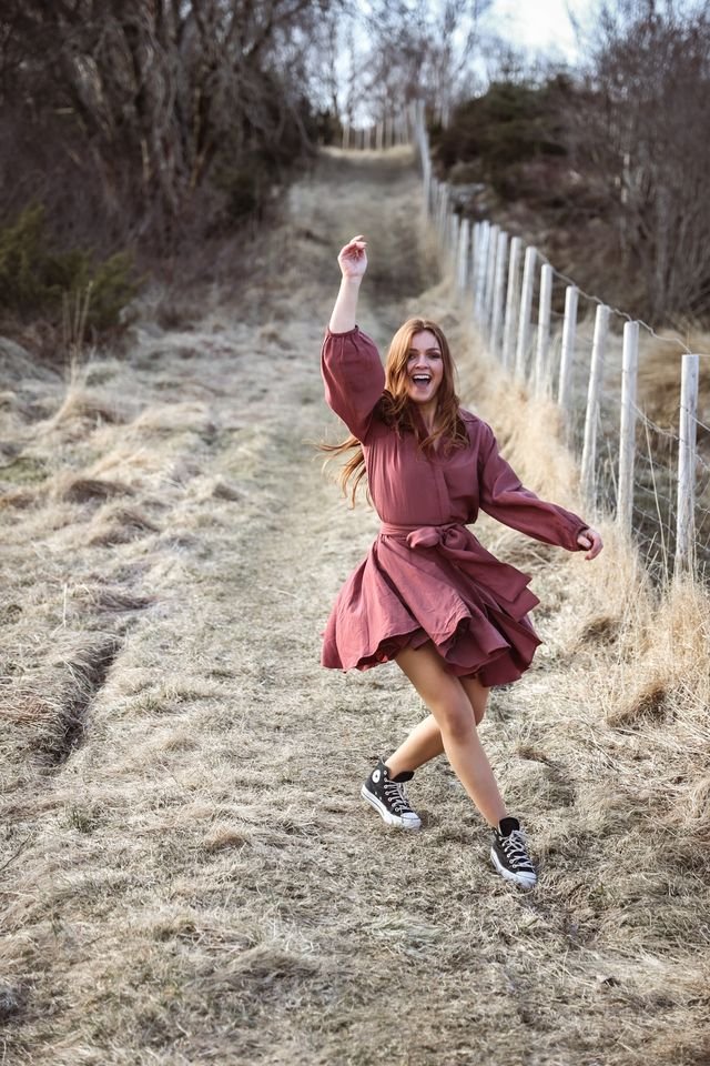 Bon Weekend Dress Rusty - Image 4