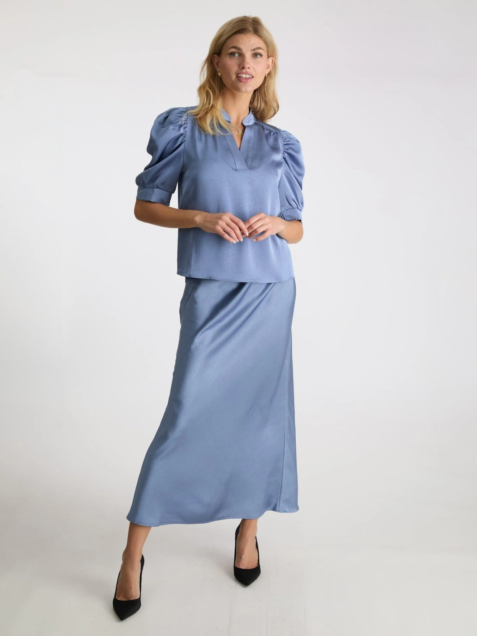 Roella Heavy Sateen Blouse Smoke Blue - Image 5
