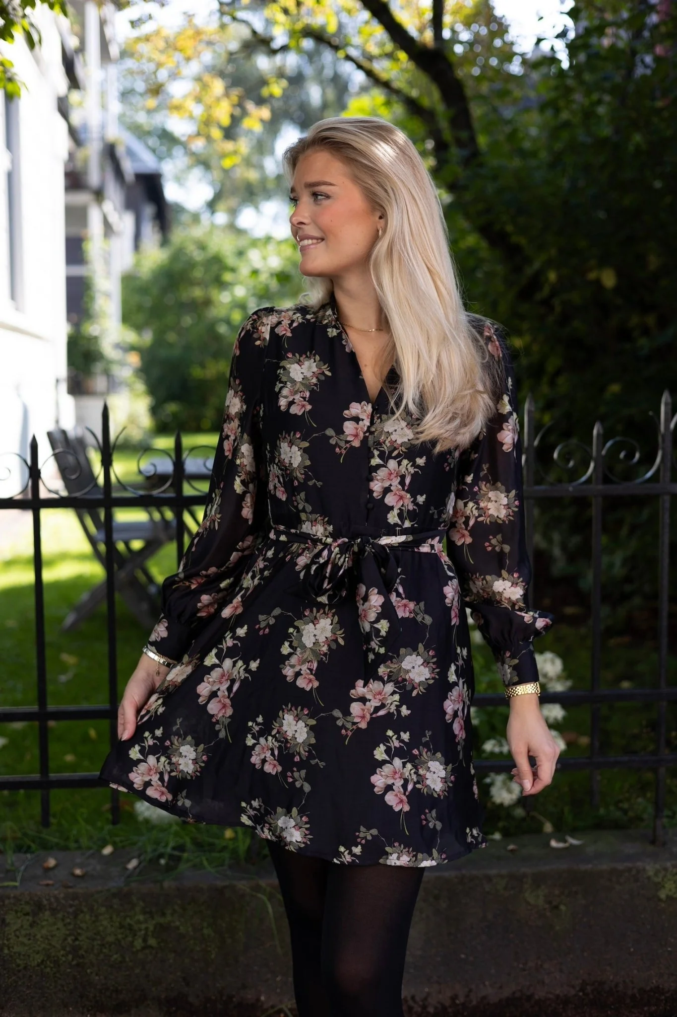 Heidi Print Flower Dress Black - Image 5