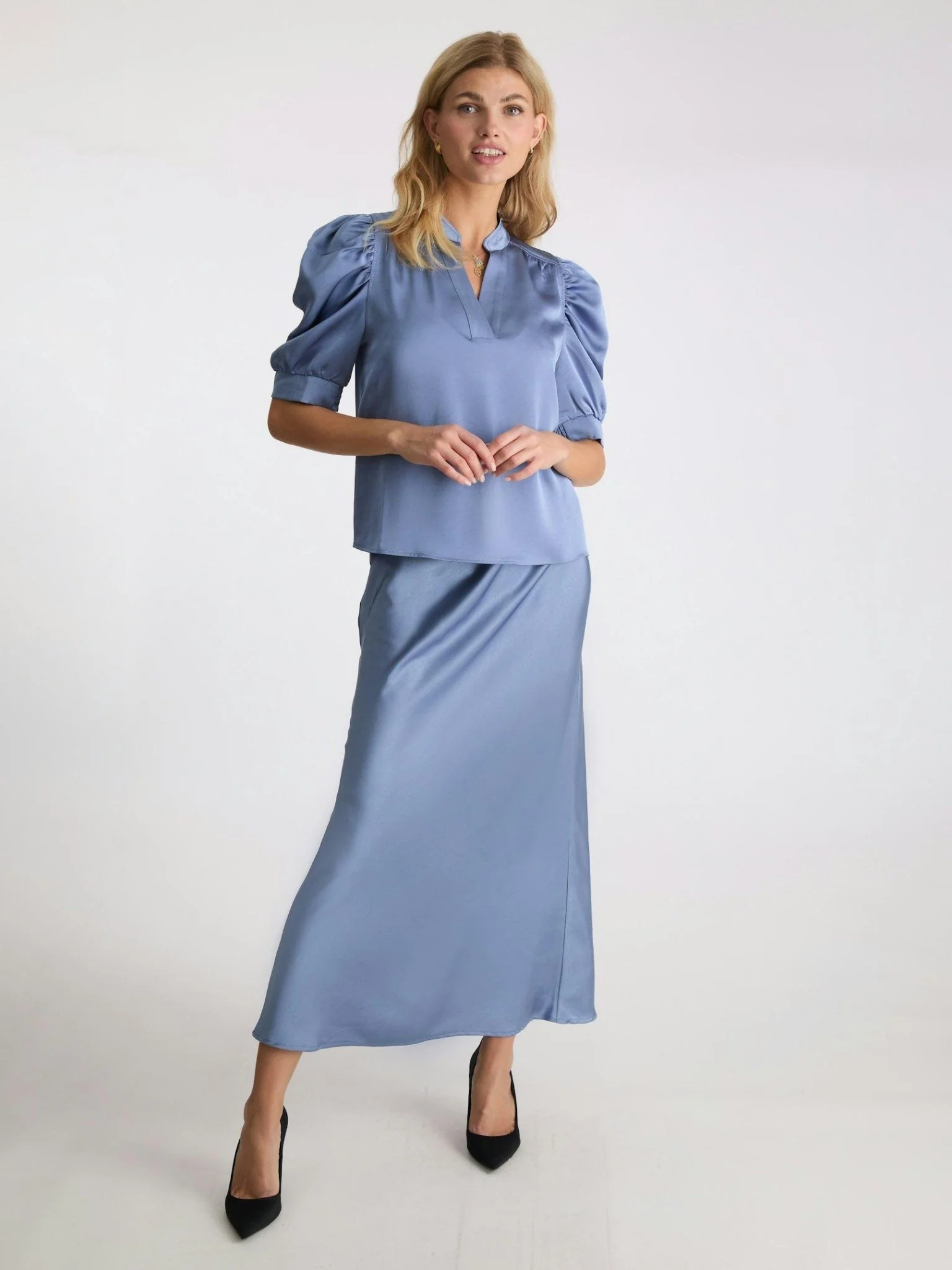Vicky Heavy Sateen Skirt Smoke Blue - Image 5