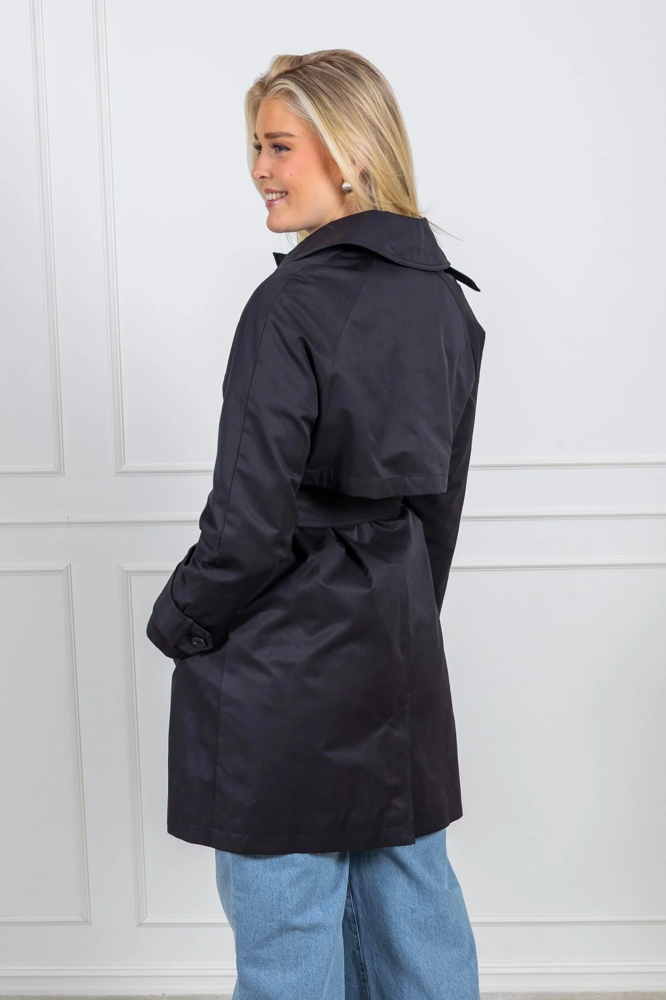 Mazie Coat Black - Image 5