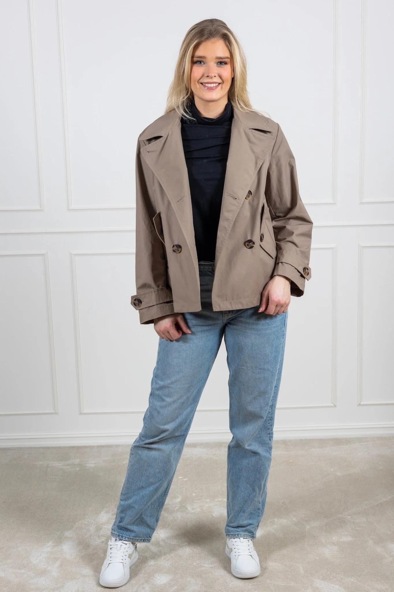 Nellipw Outerwear Desert Taupe - Image 4