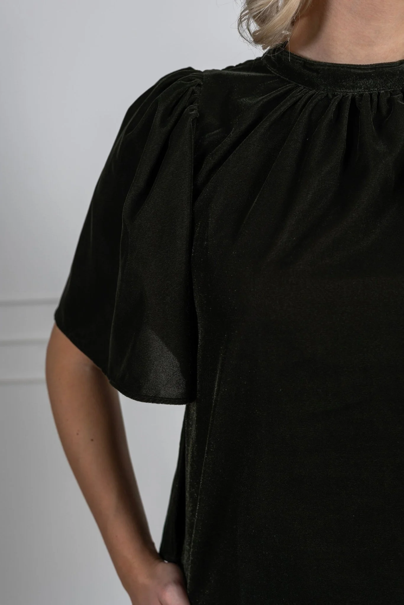 Lulu Top Velvet Forest - Image 8
