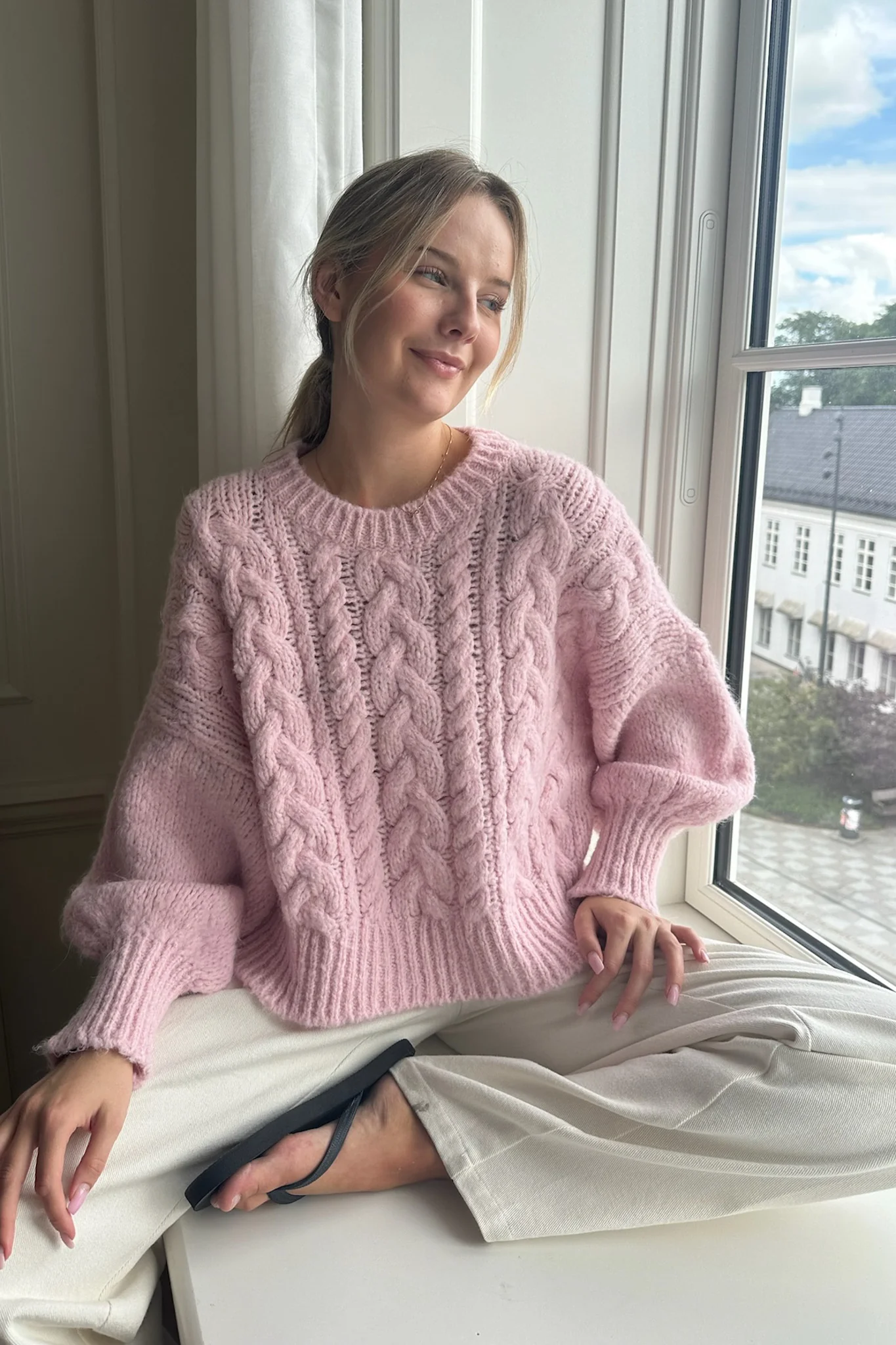 Nora Sweater Light Pink - Image 2
