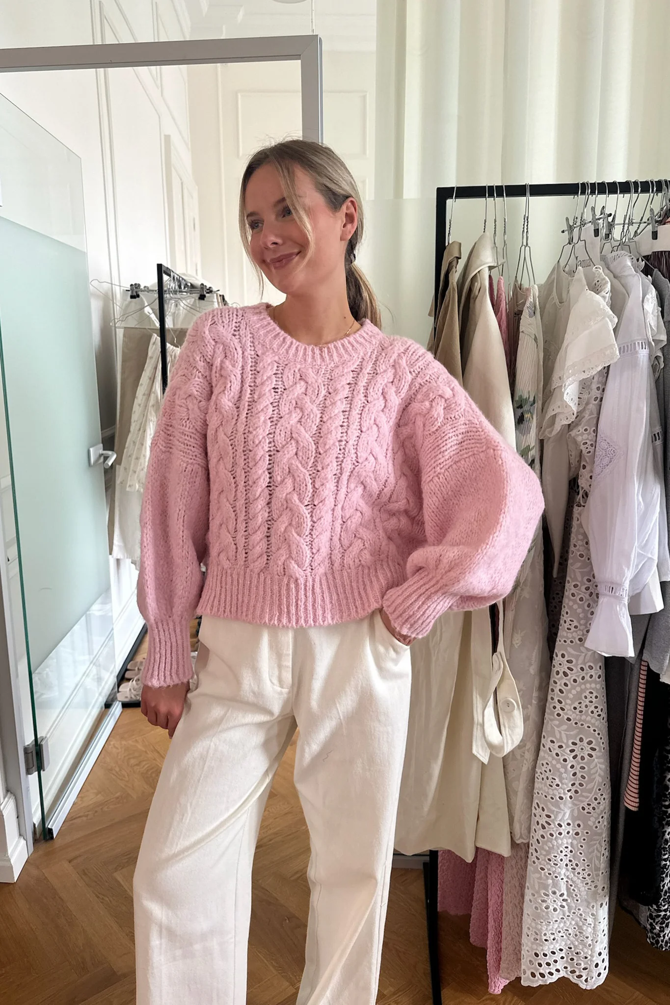Nora Sweater Light Pink - Image 4