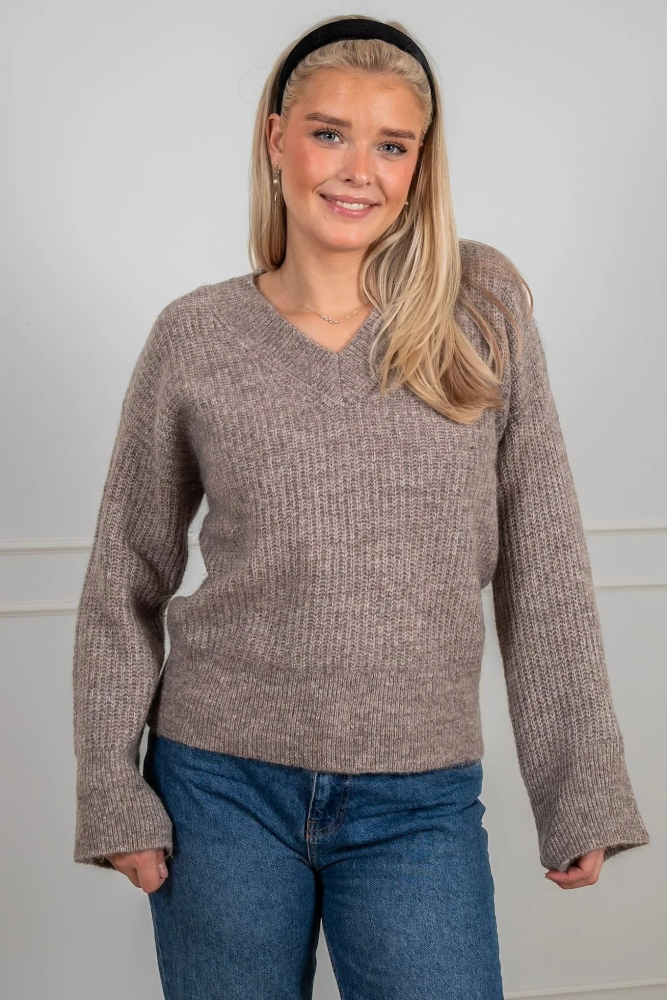 Alva Melange Ls Knit V-Neck Steel Gray Birch - Image 3