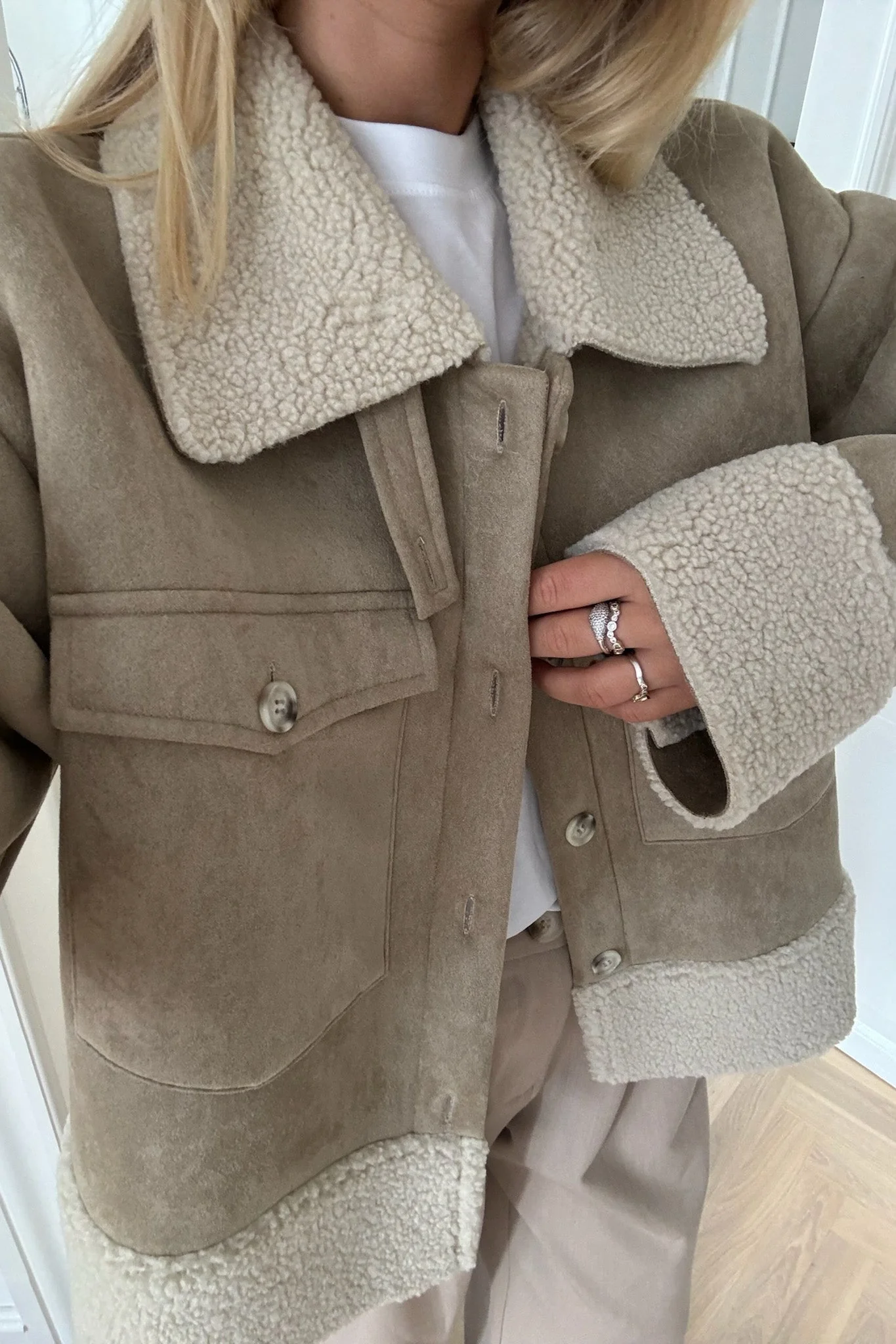 Theaic Teddy Jacket Light Brown - Image 3