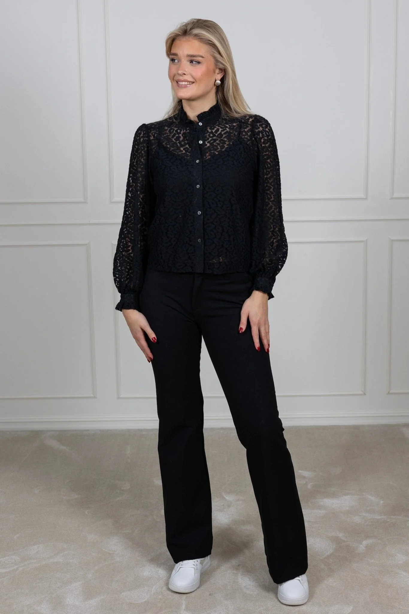 Lanna Blouse Noir - Image 2