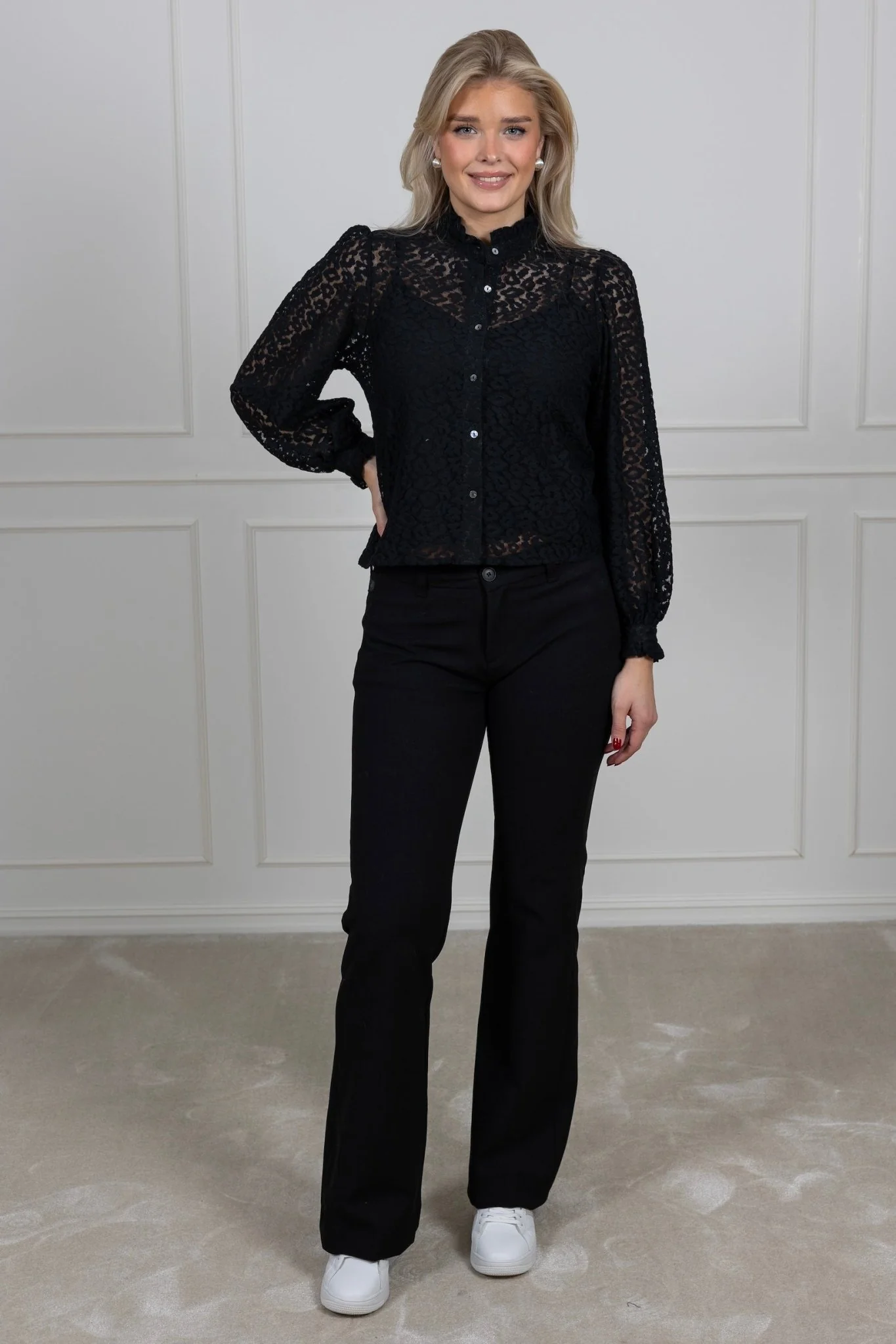 Lanna Blouse Noir - Image 4