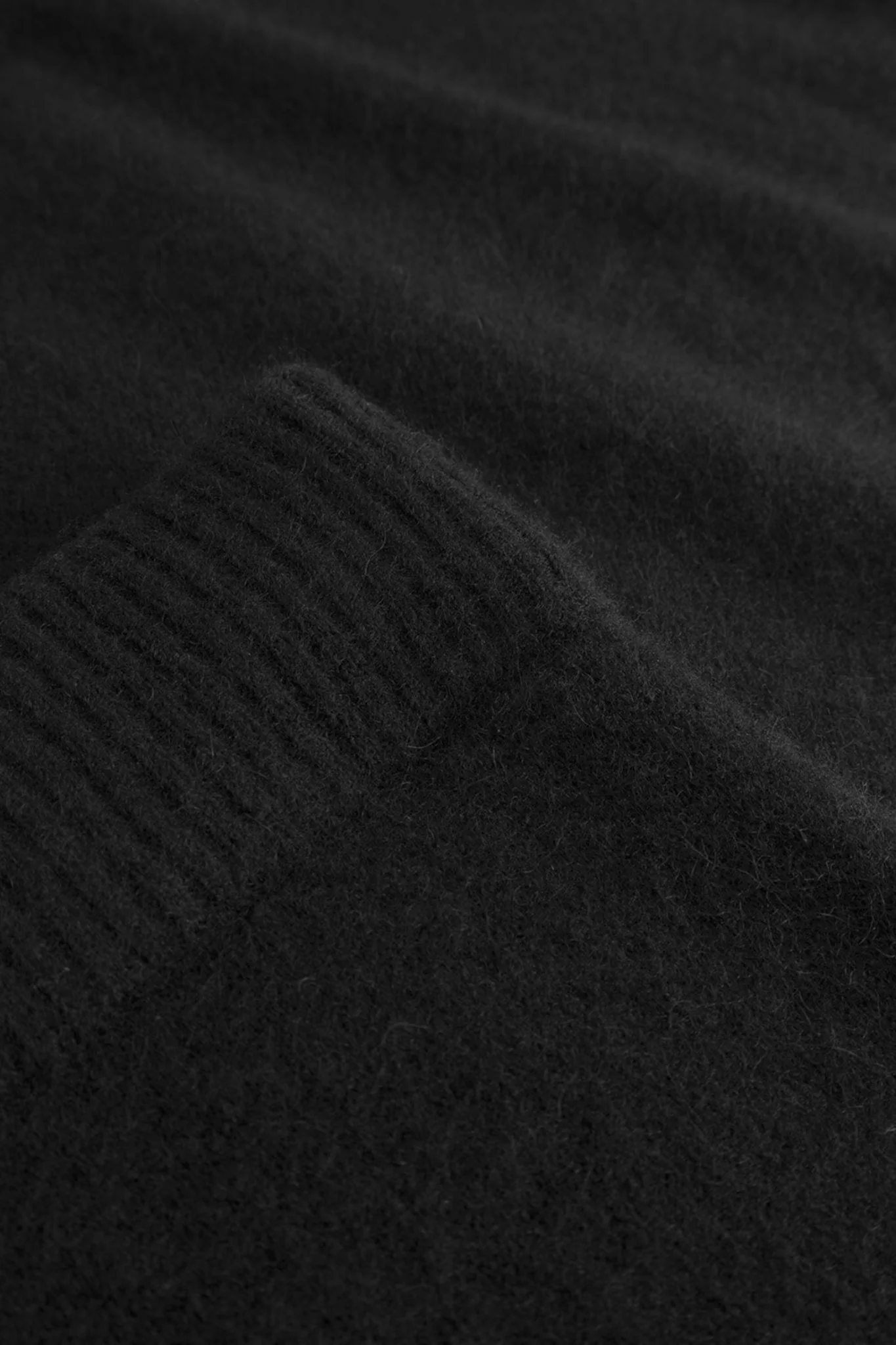 Mora Knitted Skirt Black - Image 6