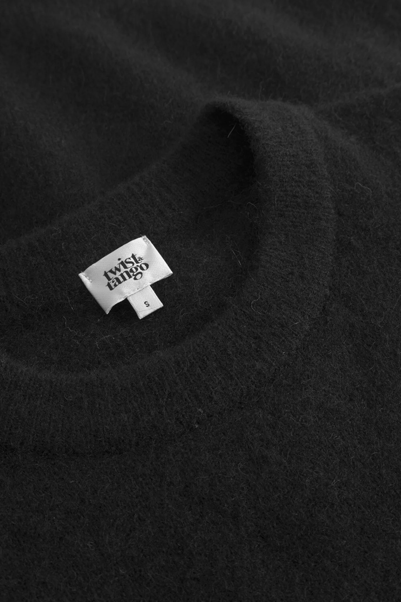 Remi Sweater Black - Image 9