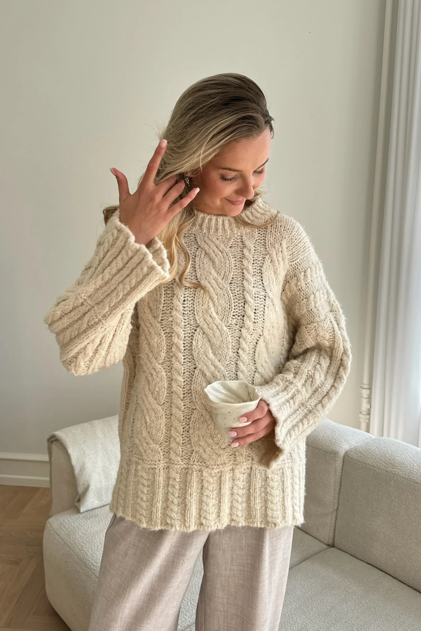 Kiki Sweater Off White - Image 6