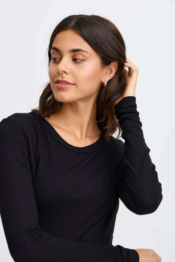 Soffi Tee 1 Black - Image 4