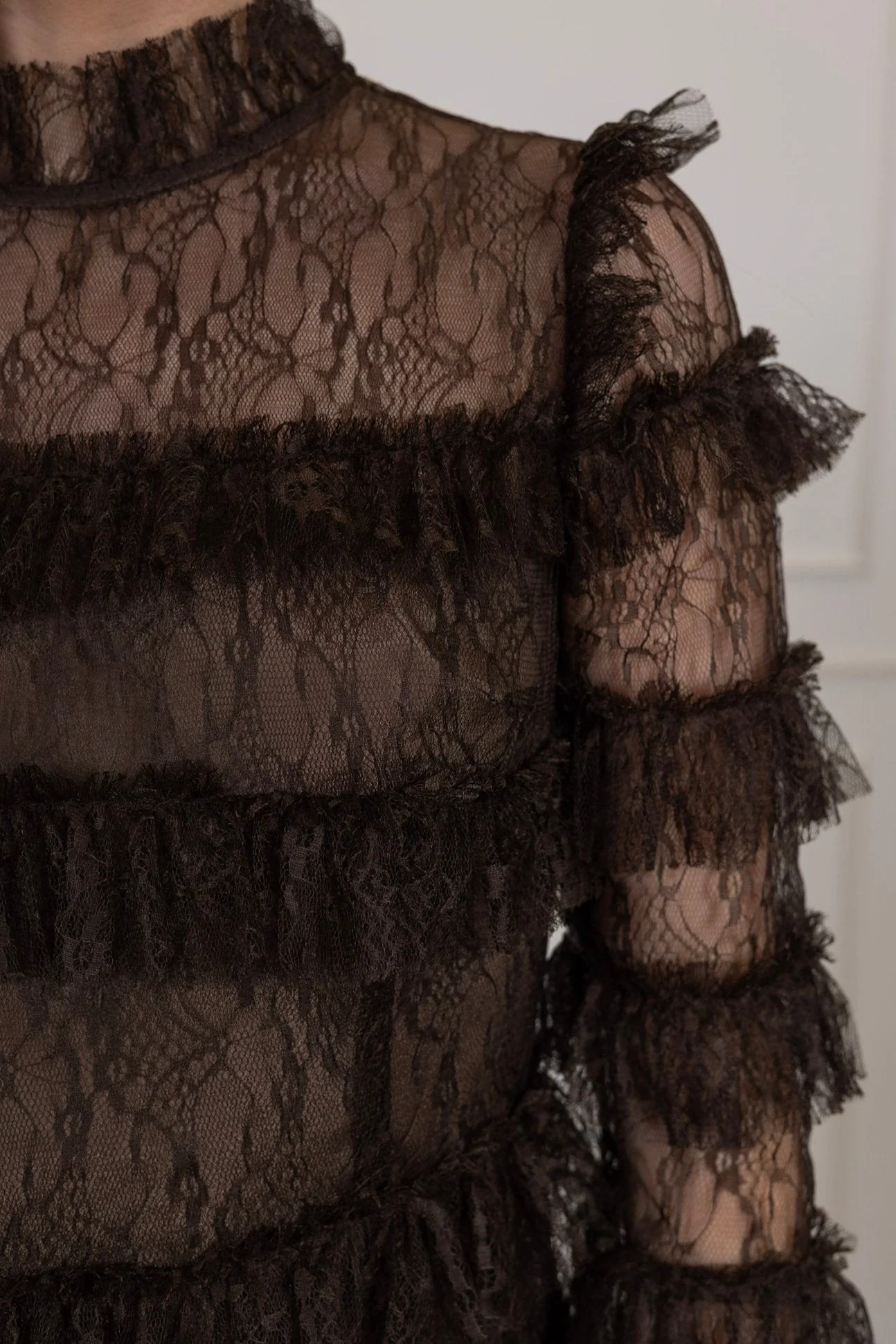 Carmine Frill Lace Mini Dress Chocolate - Image 7