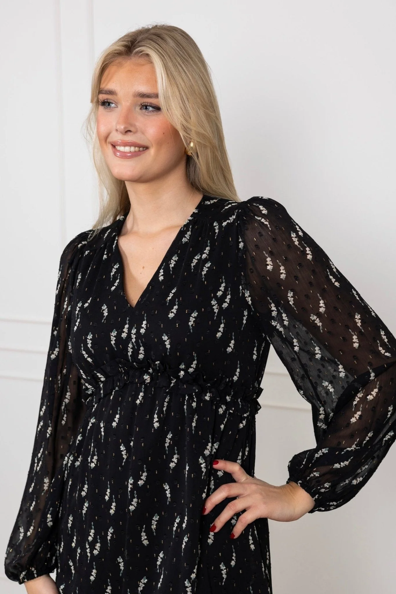 Bethie Flower Branch Dress Black - Image 4