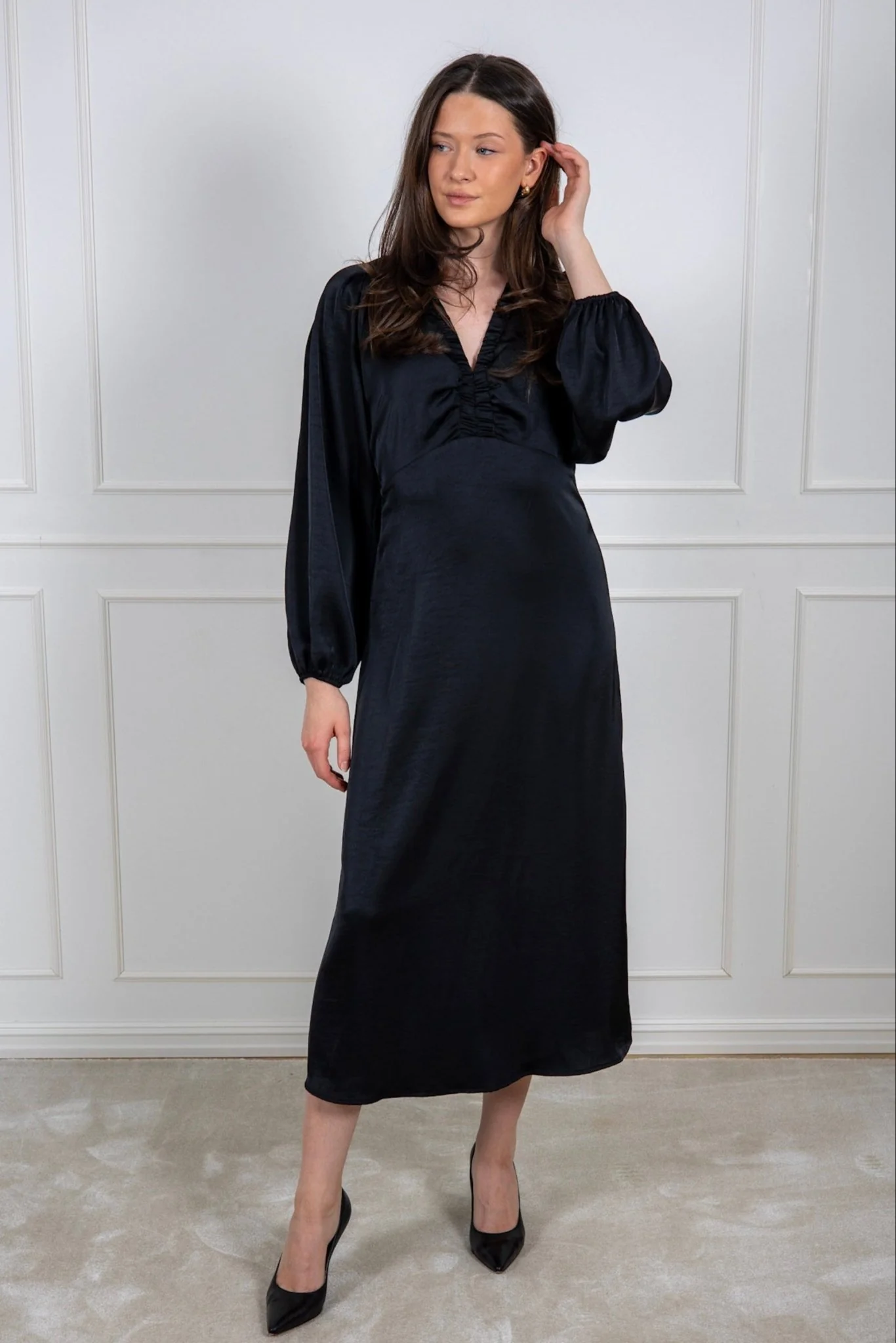 Isobel Heavy Sateen Dress Black