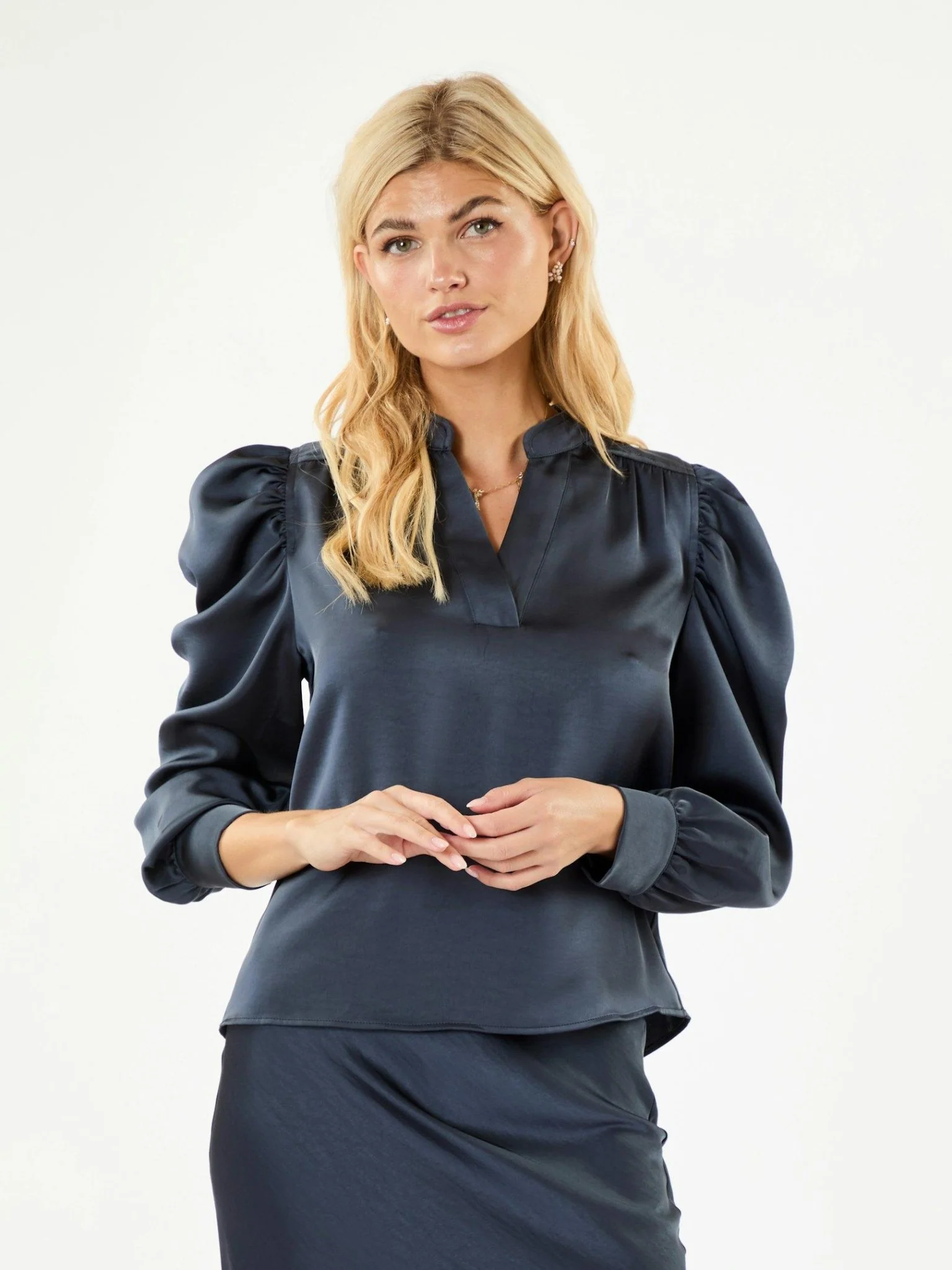 Rosslyn Heavy Sateen Blouse Midnight Blue - Image 2