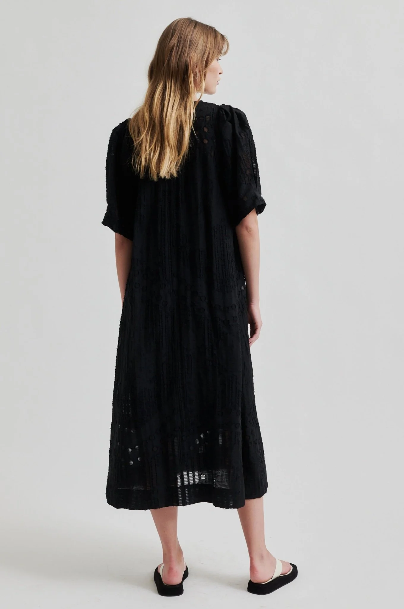 Nete Dress Black - Image 10
