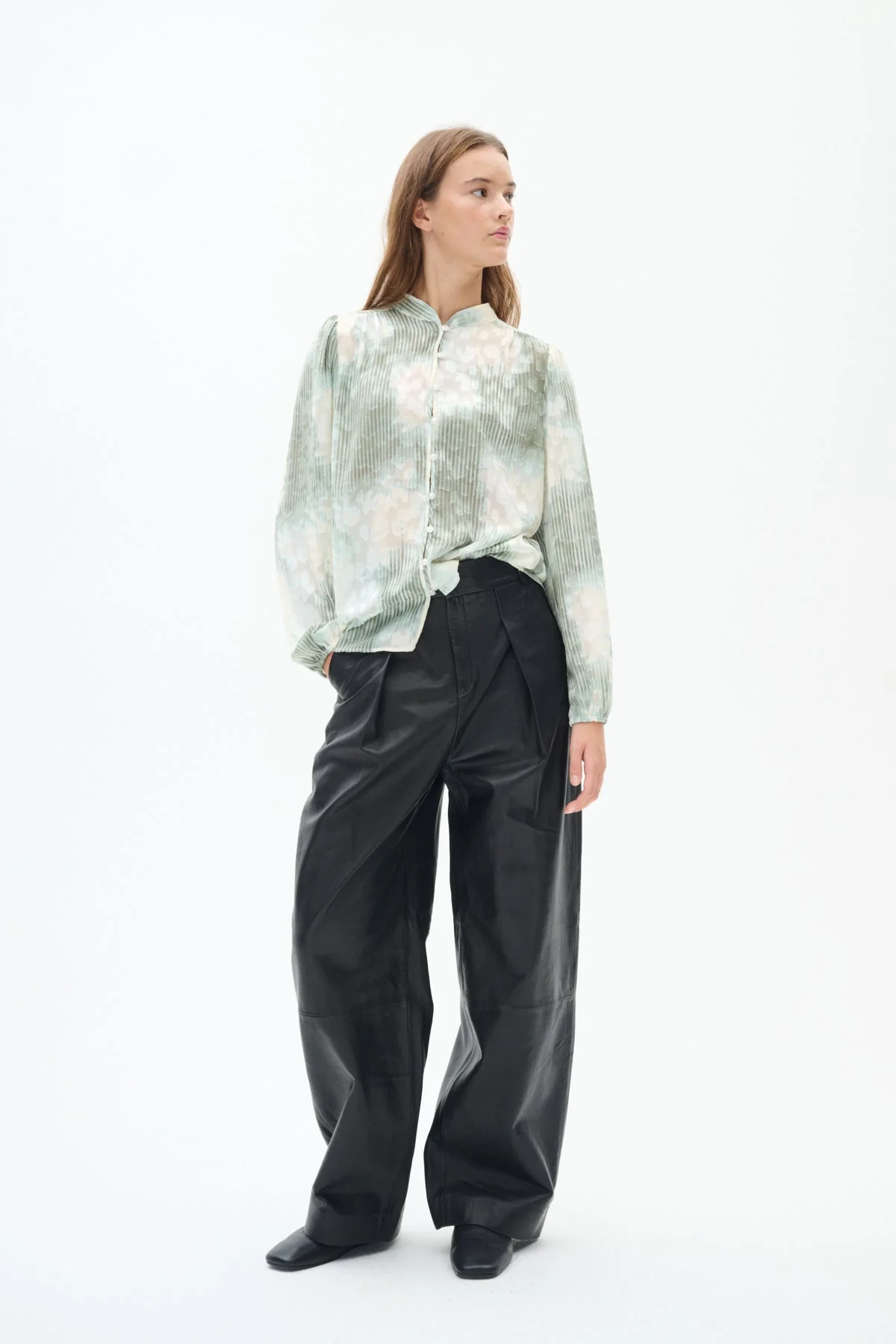 Cielle Shirt Green Illuminating Florals - Image 6