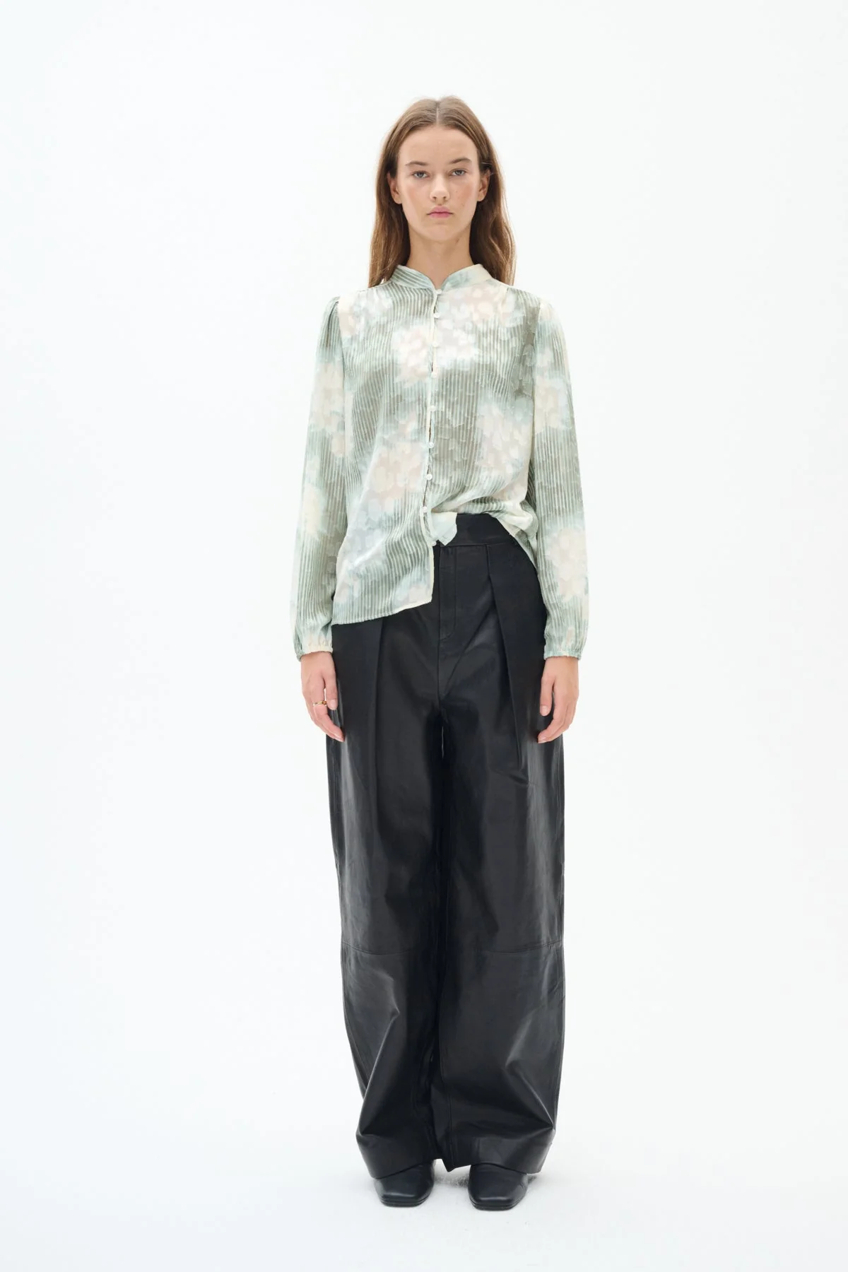 Cielle Shirt Green Illuminating Florals - Image 7