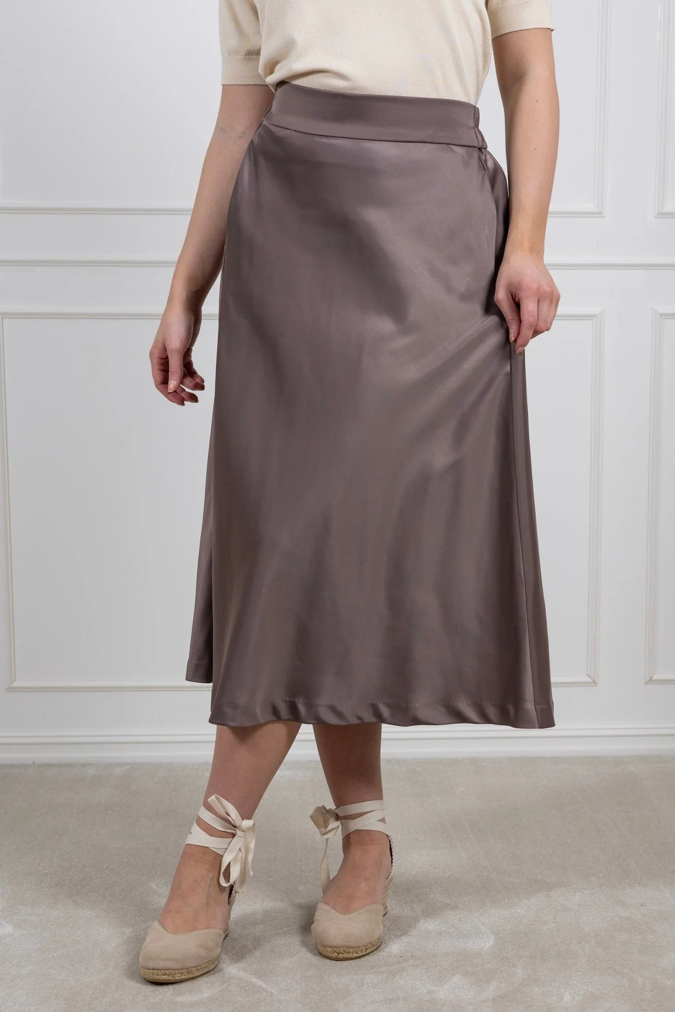 Zilkyiw Skirt Iron - Image 4