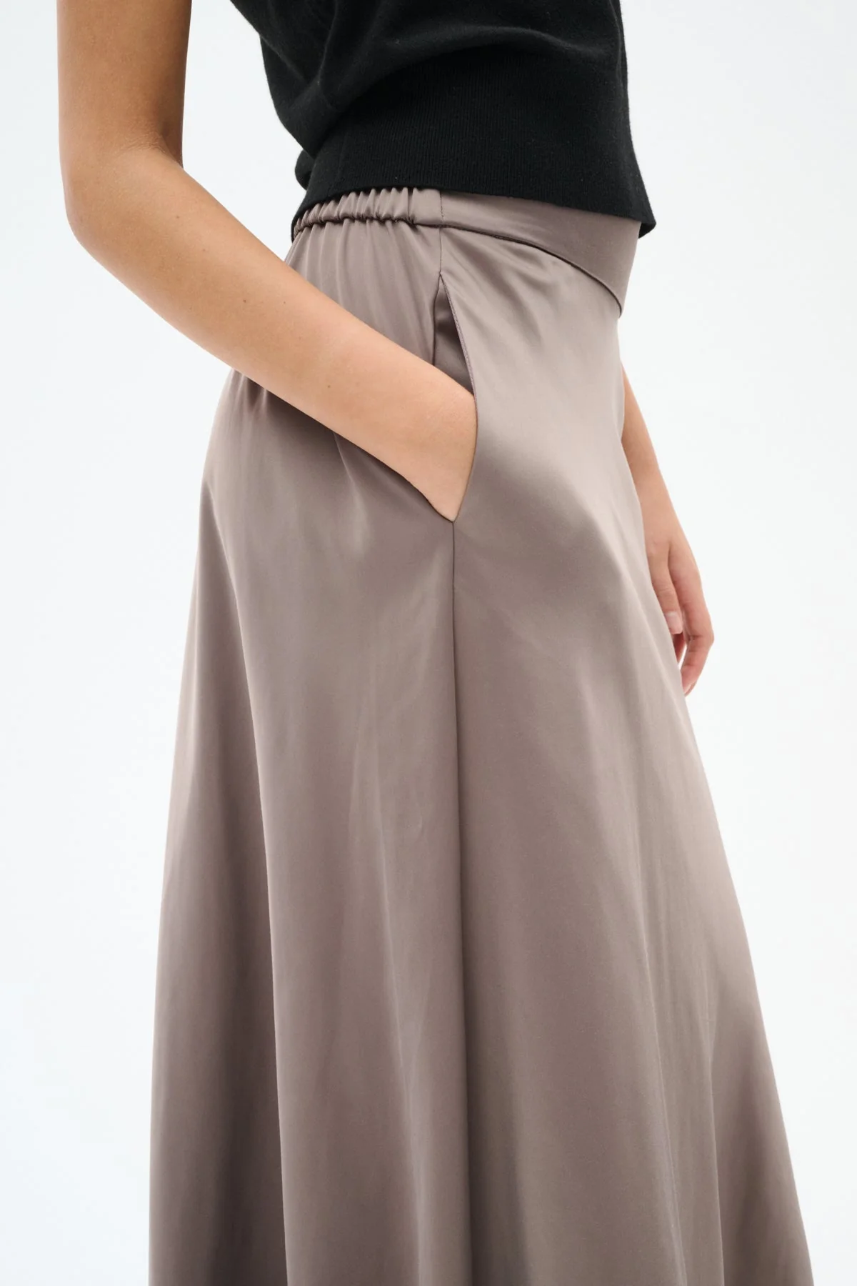 Zilkyiw Skirt Iron - Image 5