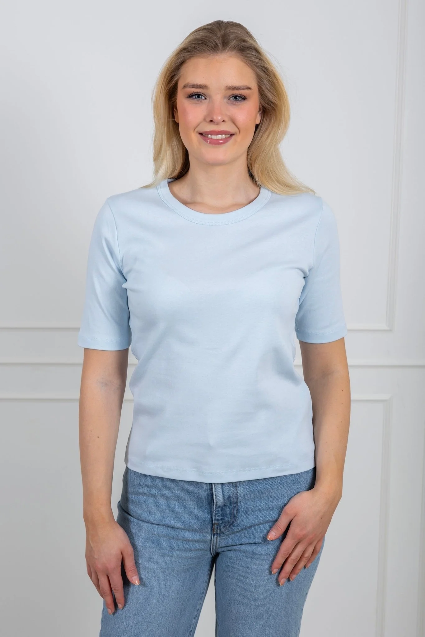 Ratanapw T-Shirt Ice Water