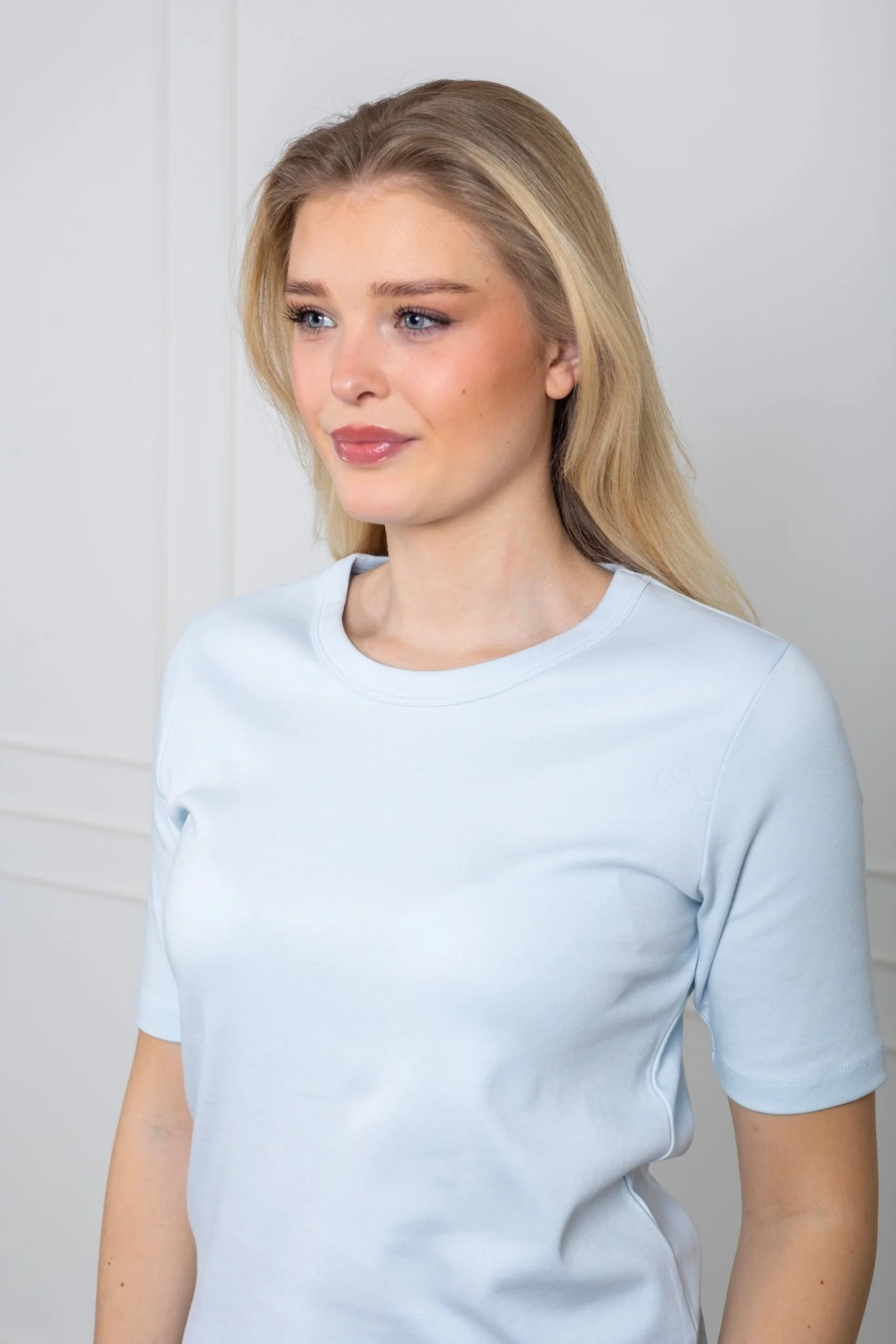 Ratanapw T-Shirt Ice Water - Image 4