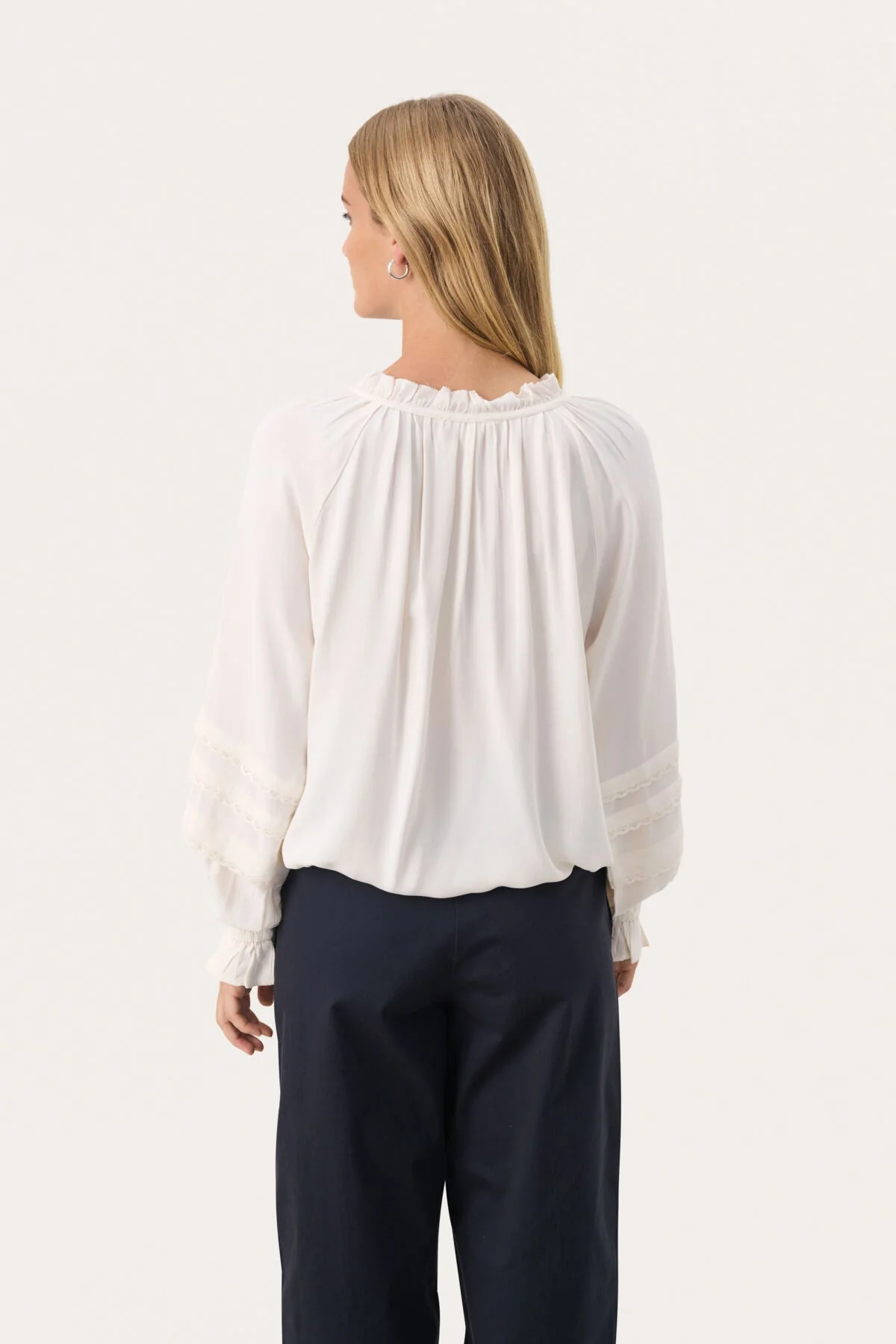 Narachapw Blouse Eggnog - Image 5