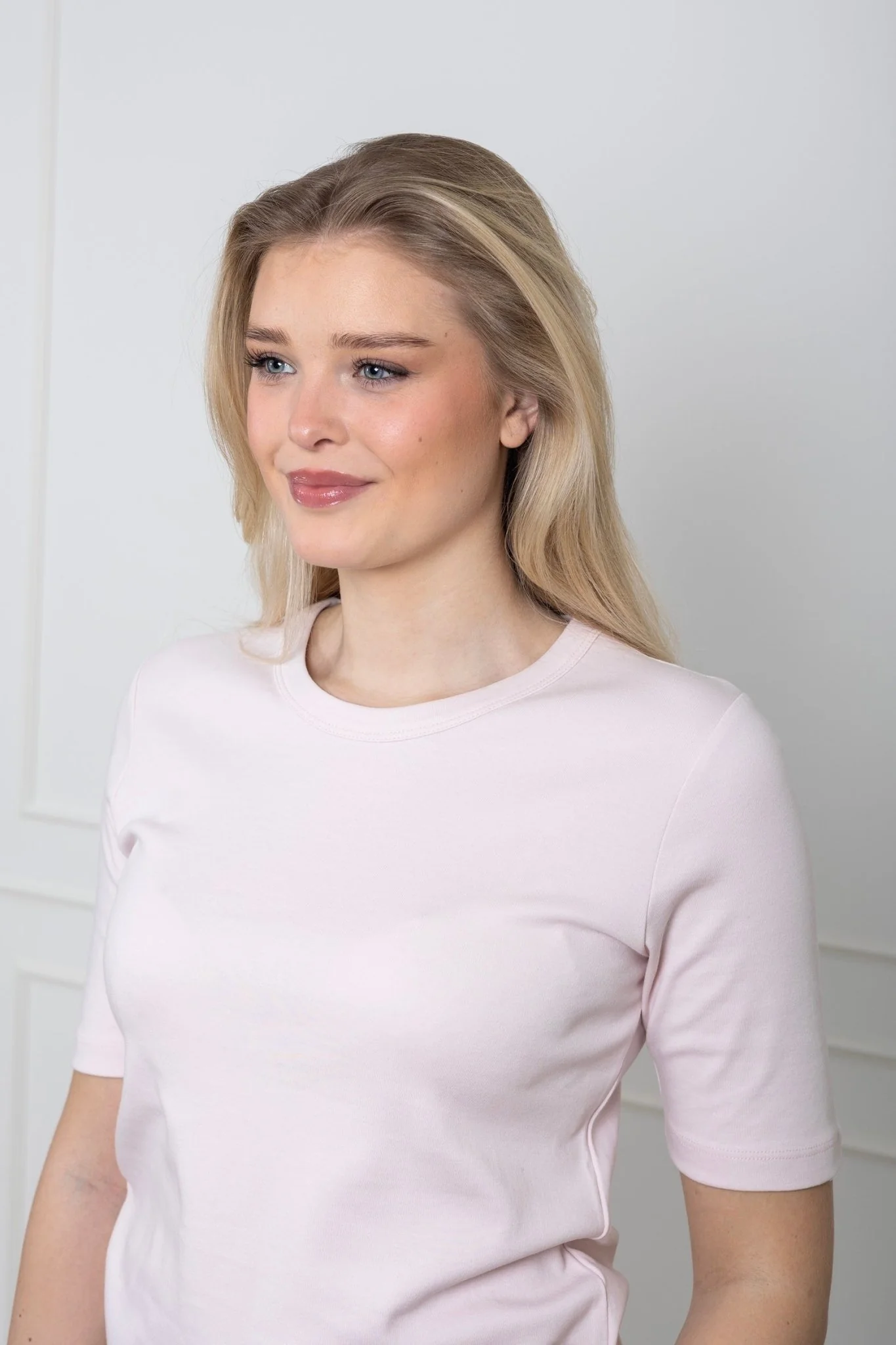 Ratanapw T-Shirt Mauve Chalk - Image 5