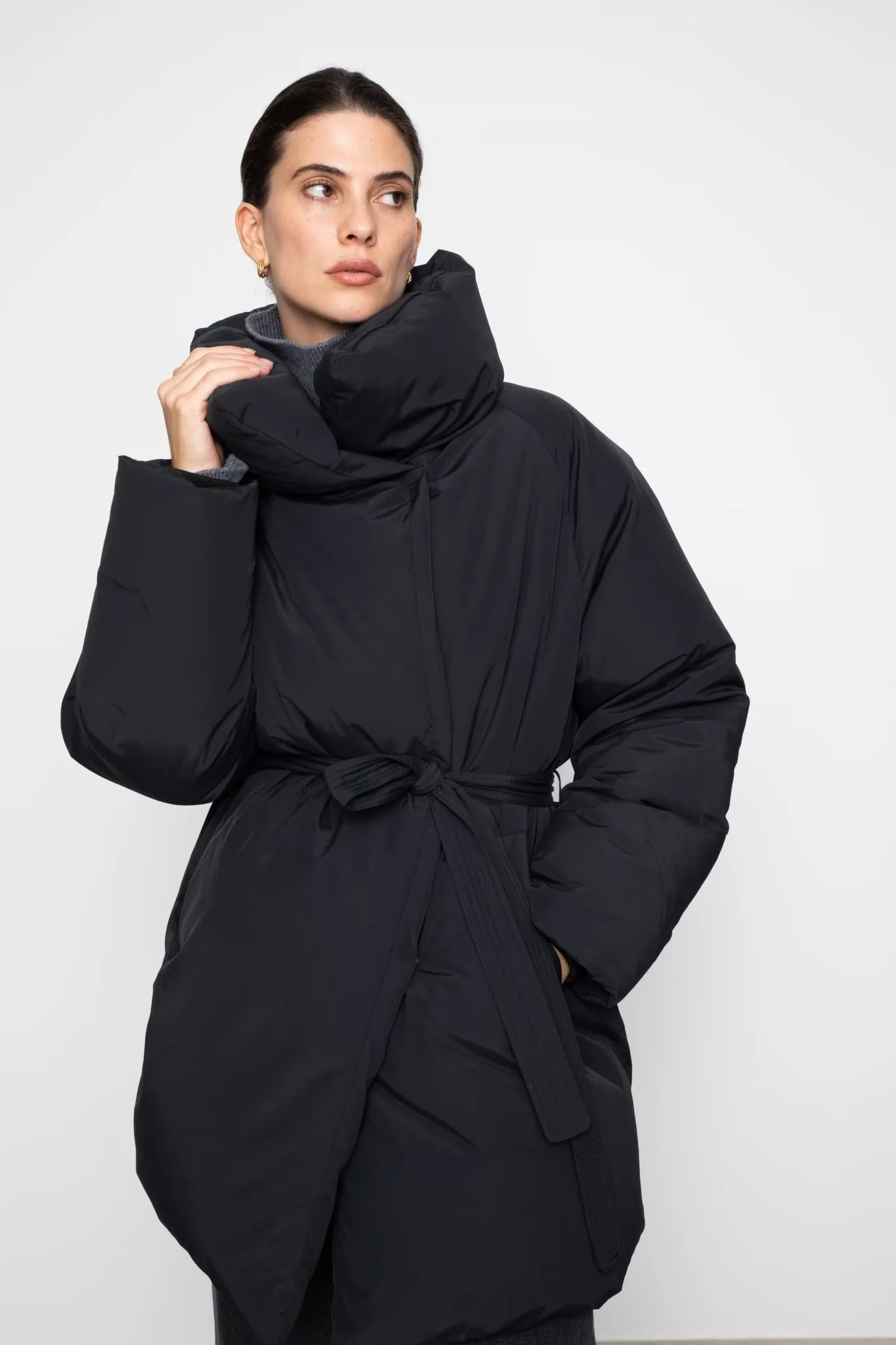 Orion Down Jacket Black - Image 8