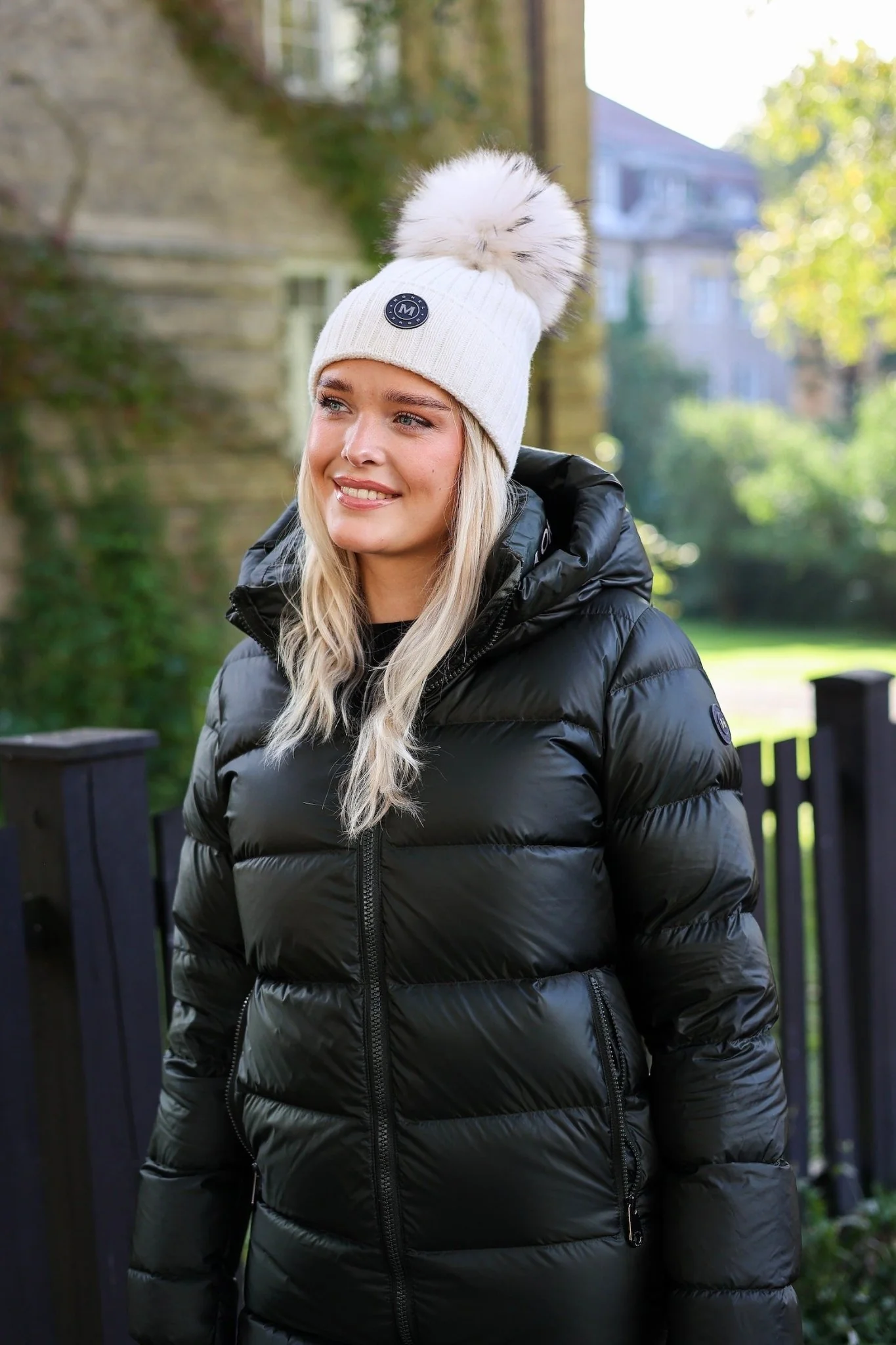 St. Moritz Beanie White - Image 3