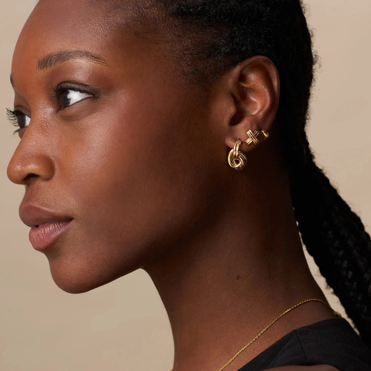 Interlocking Oval Drop Earrings Pale Gold - Image 3